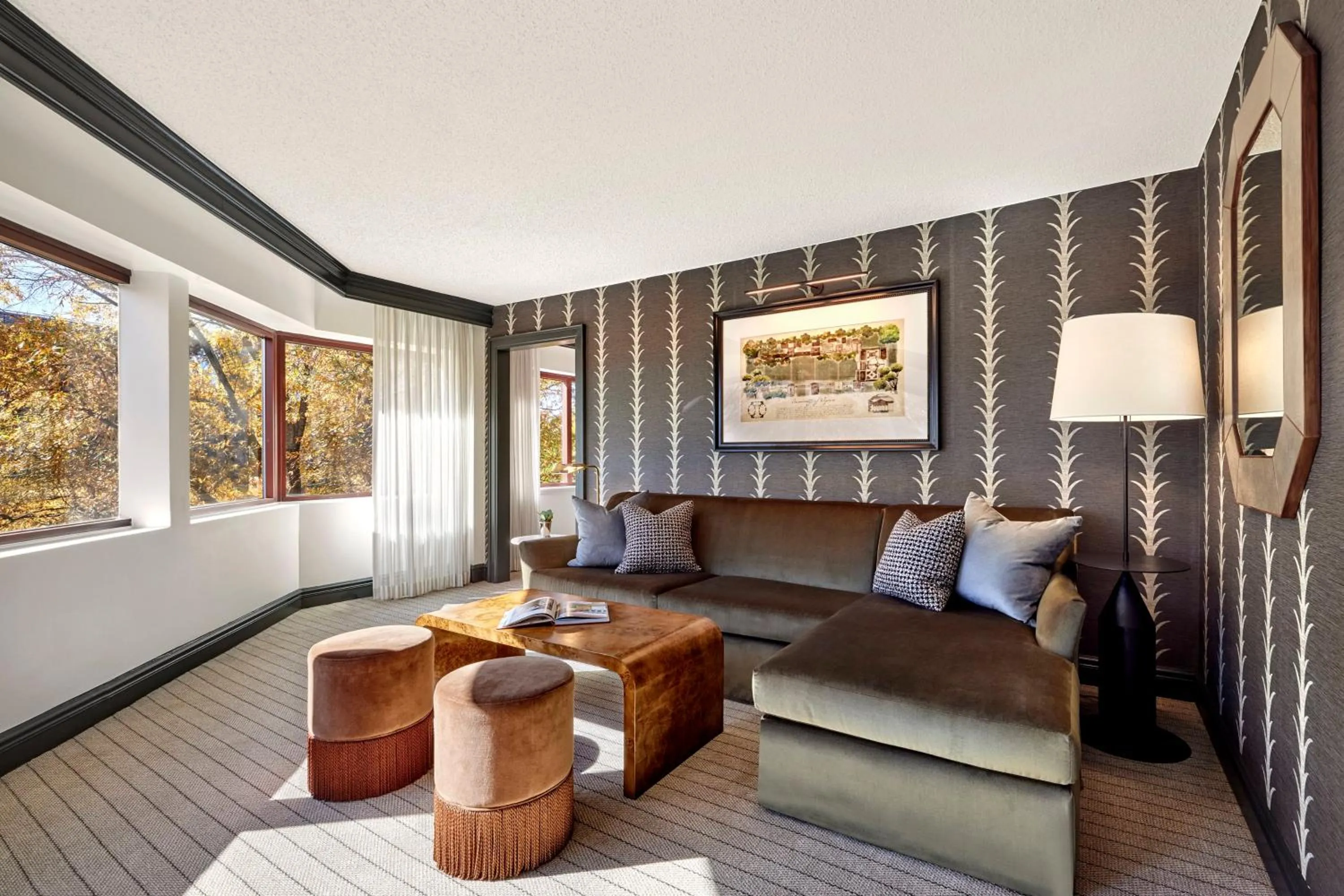 Bedroom in Omni Charlottesville Hotel