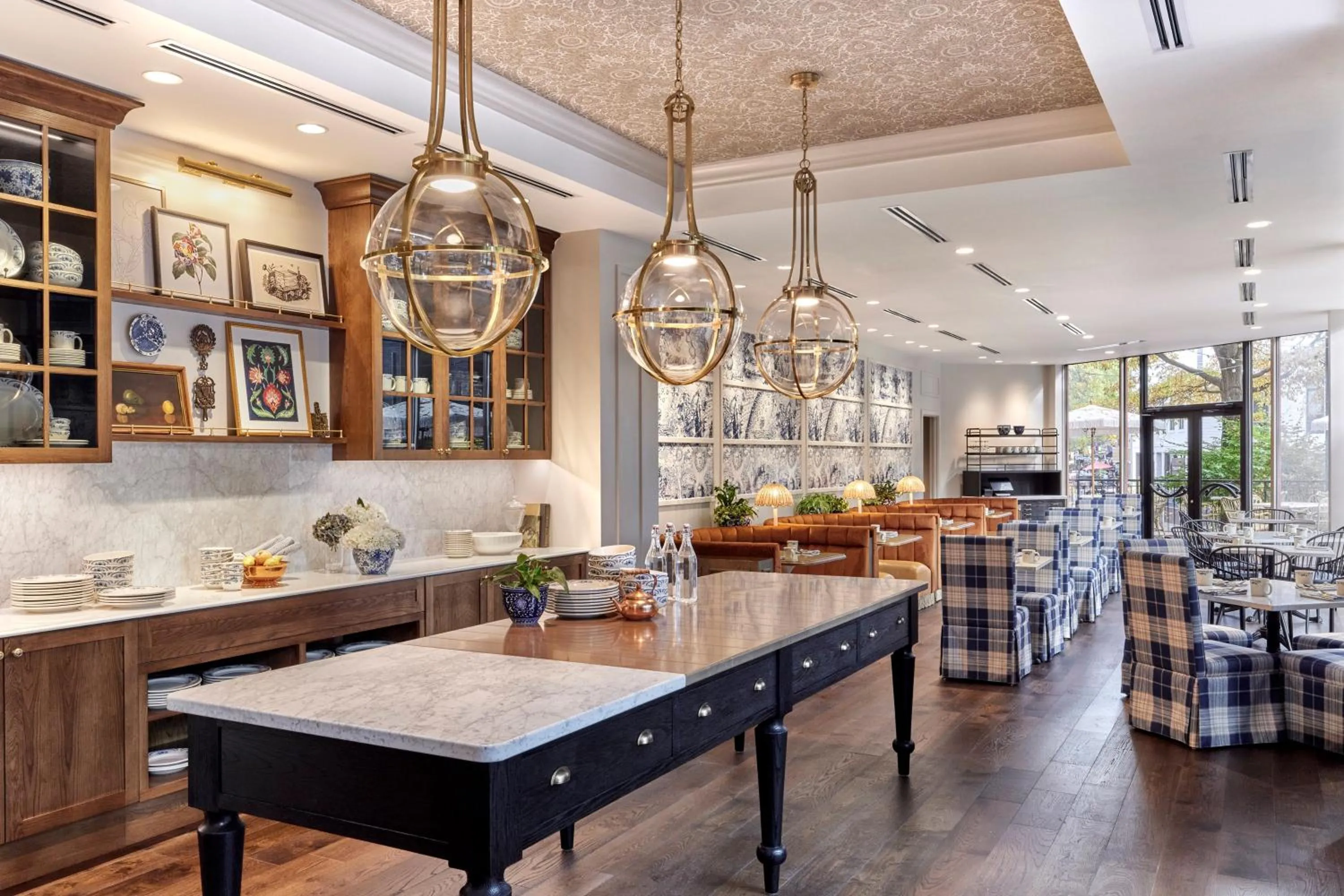 Restaurant/places to eat in Omni Charlottesville Hotel