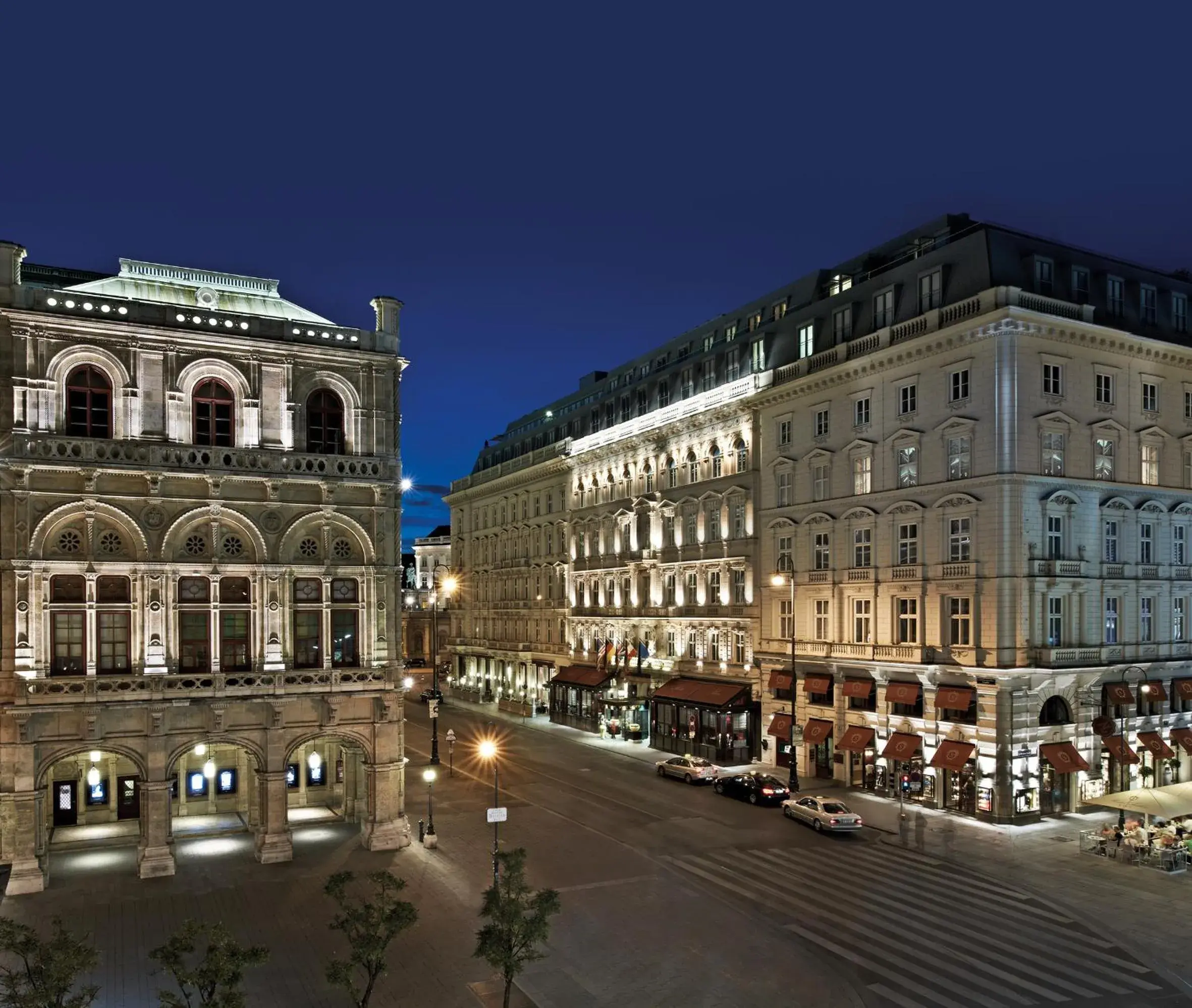 Property building in Hotel Sacher Wien Property building in Hotel Sacher Wien
