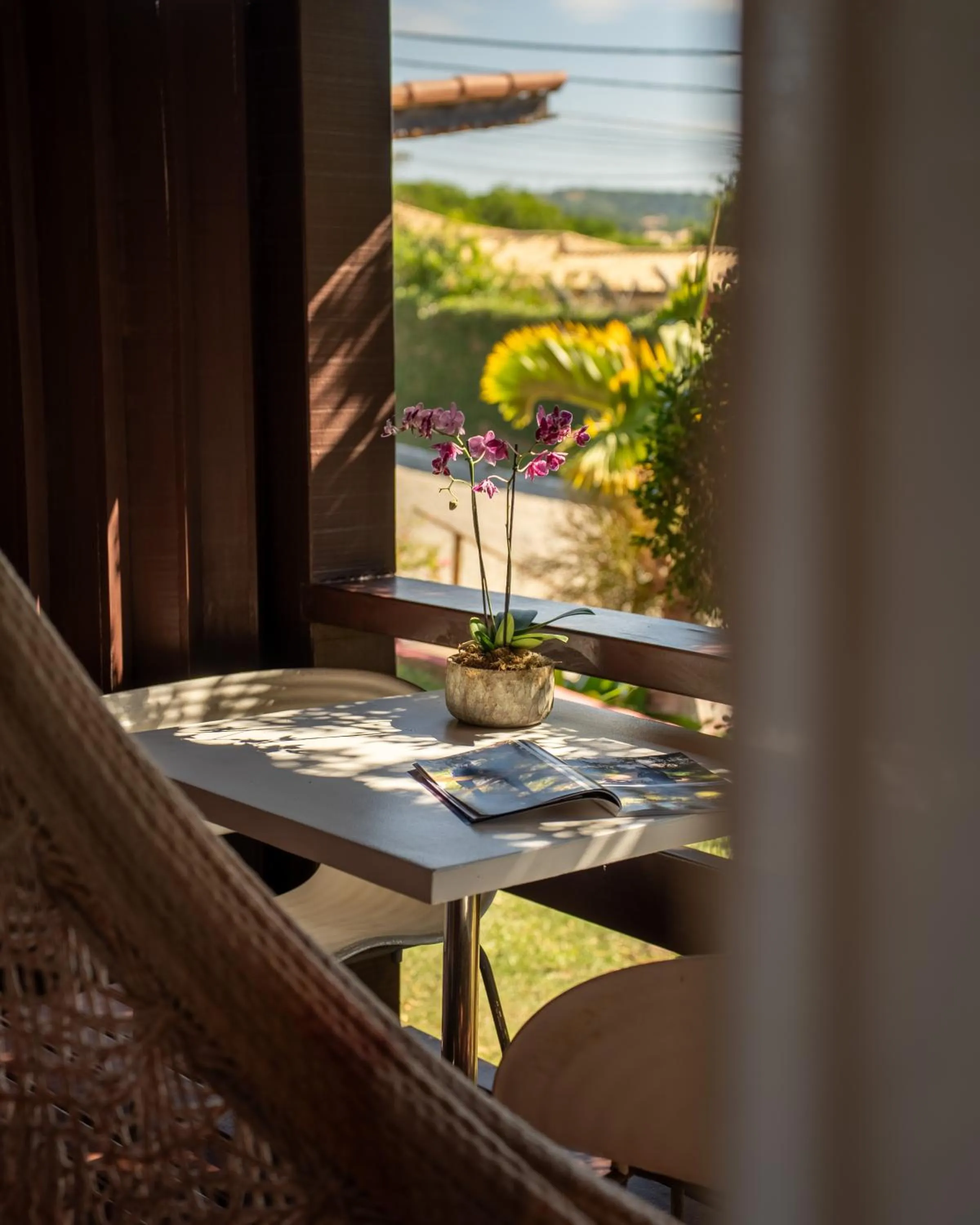 Balcony/Terrace in Jubarte Hotel by Insólito