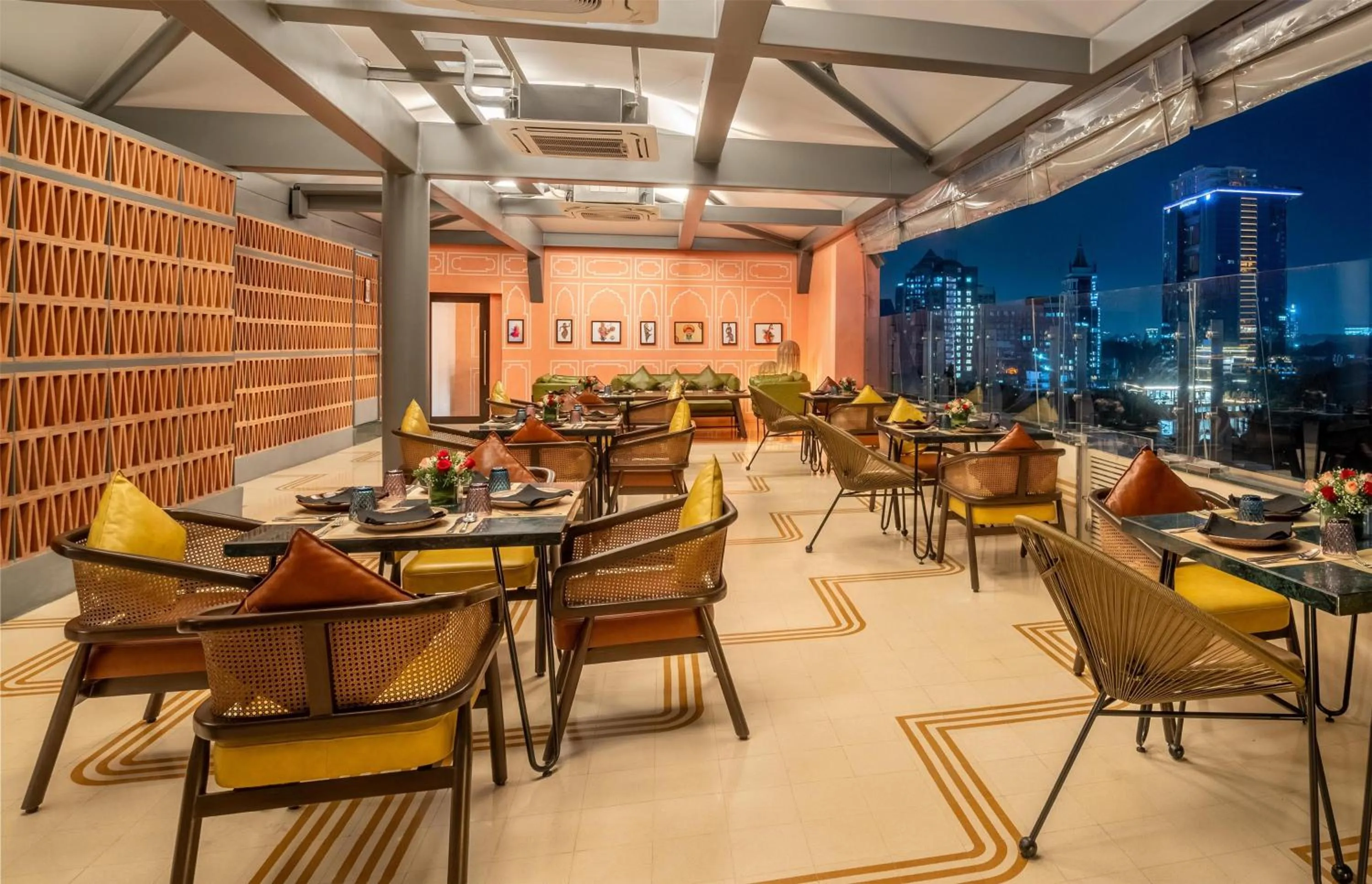 Restaurant/places to eat in St Mark's Hotel Bengaluru, a member of Radisson Individuals