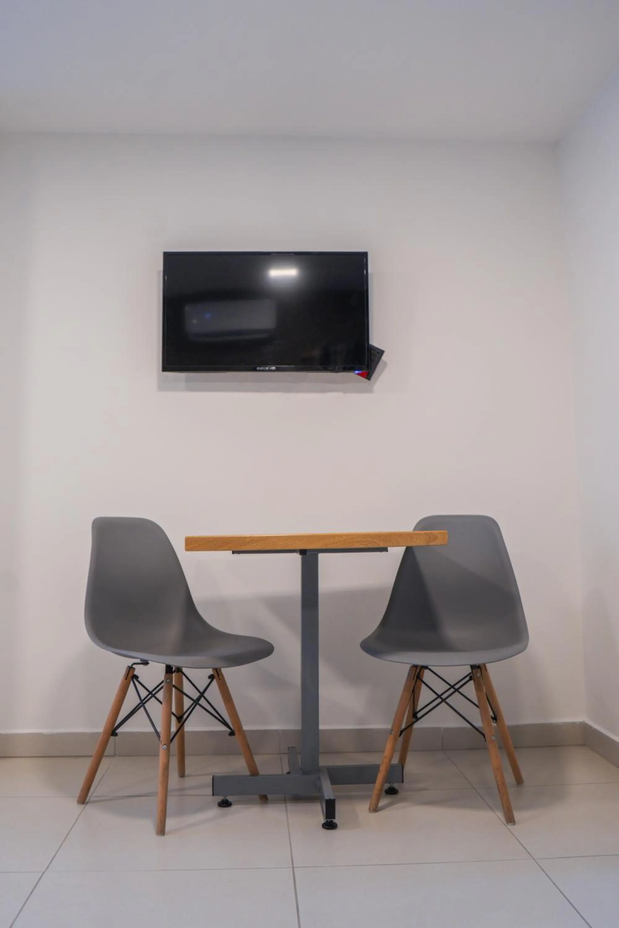 TV and multimedia in Hotel Bambu Milla De Oro