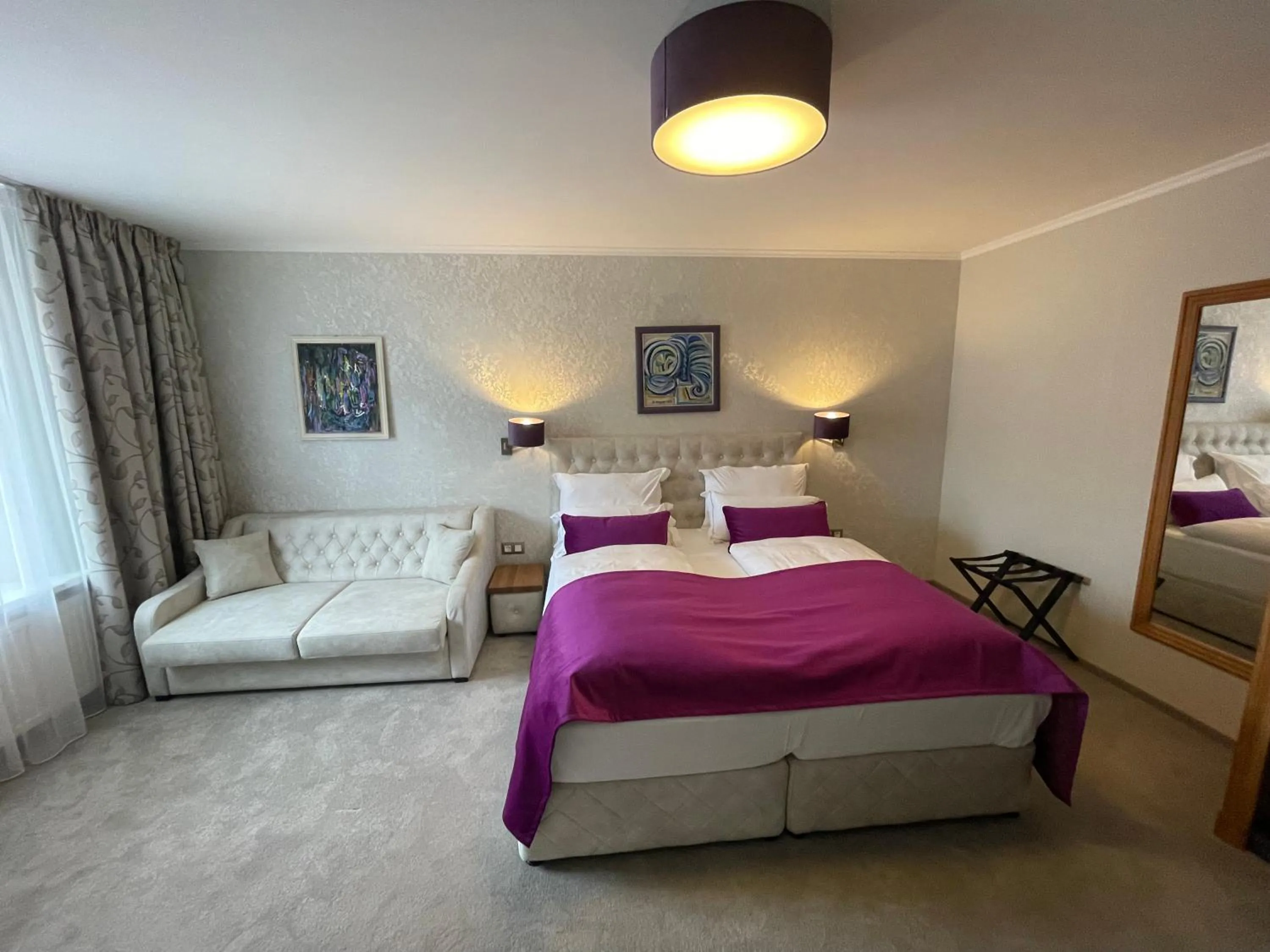 Bedroom, Bed in Hotel Radetzky