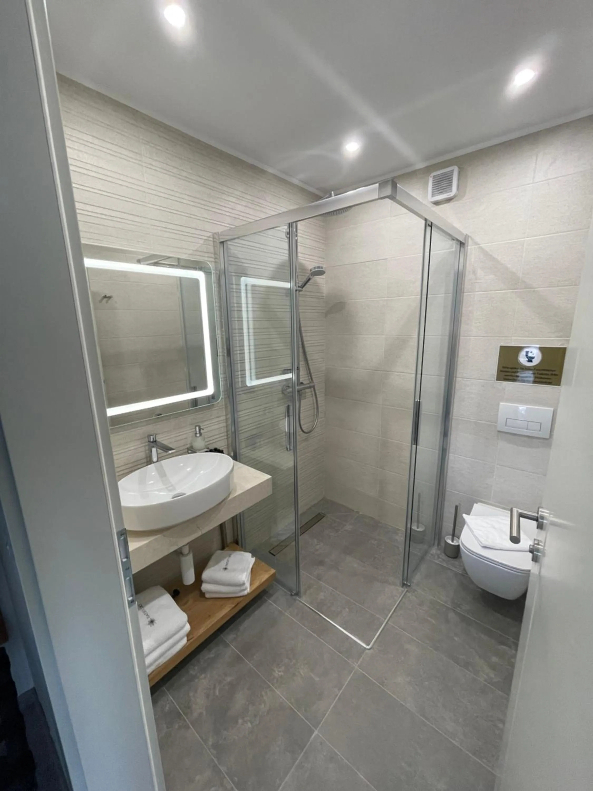 Bathroom in Hotel Radetzky