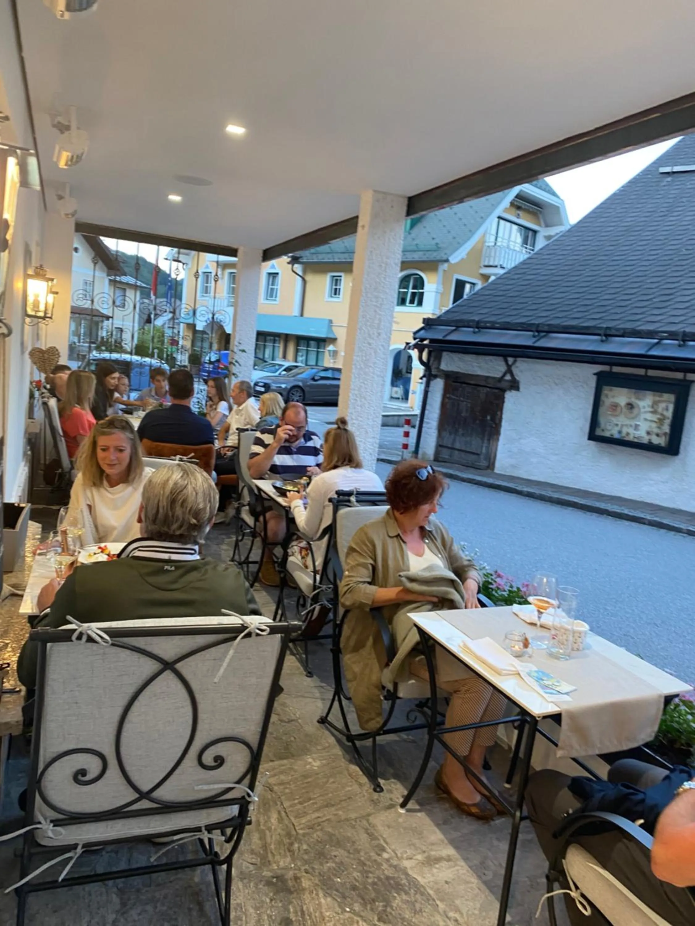 Restaurant/places to eat in Hotel Radetzky