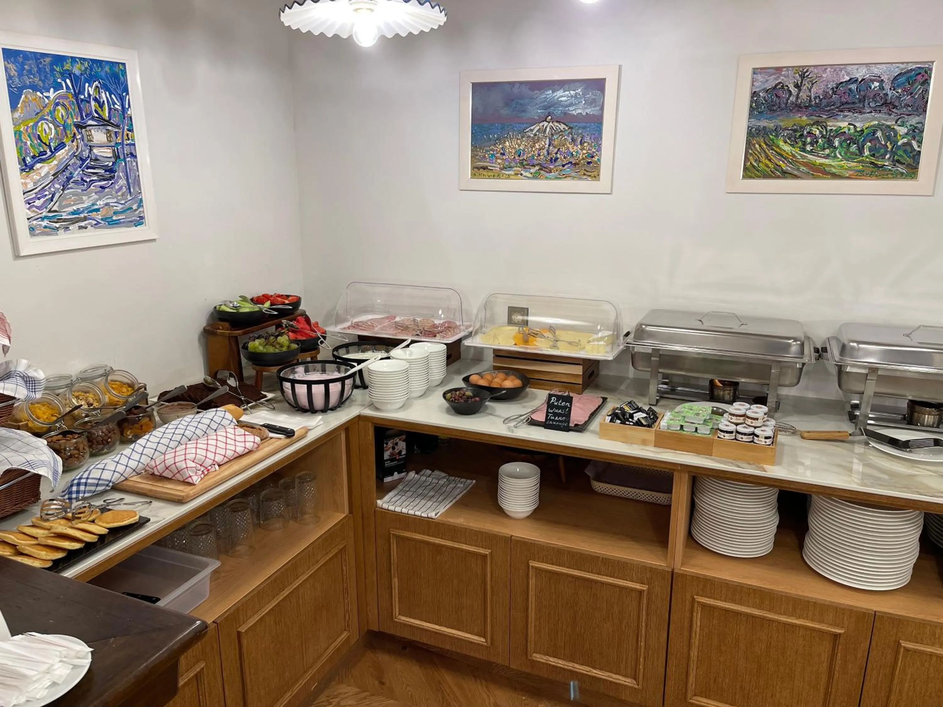 Breakfast in Hotel Radetzky