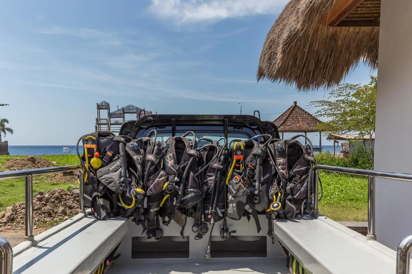 Diving in Emocean Beach Boutique Dive Resort