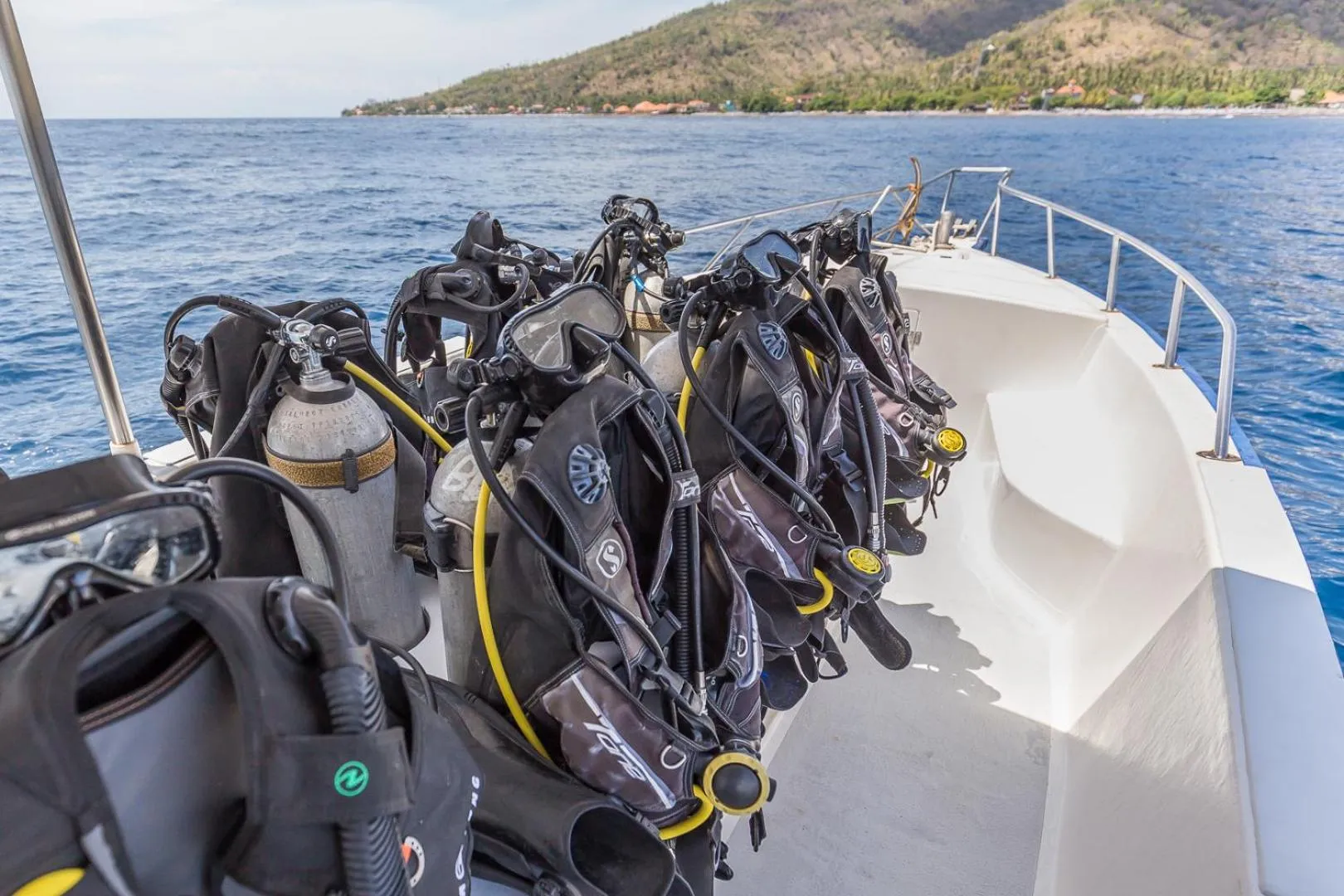 Diving in Emocean Beach Boutique Dive Resort