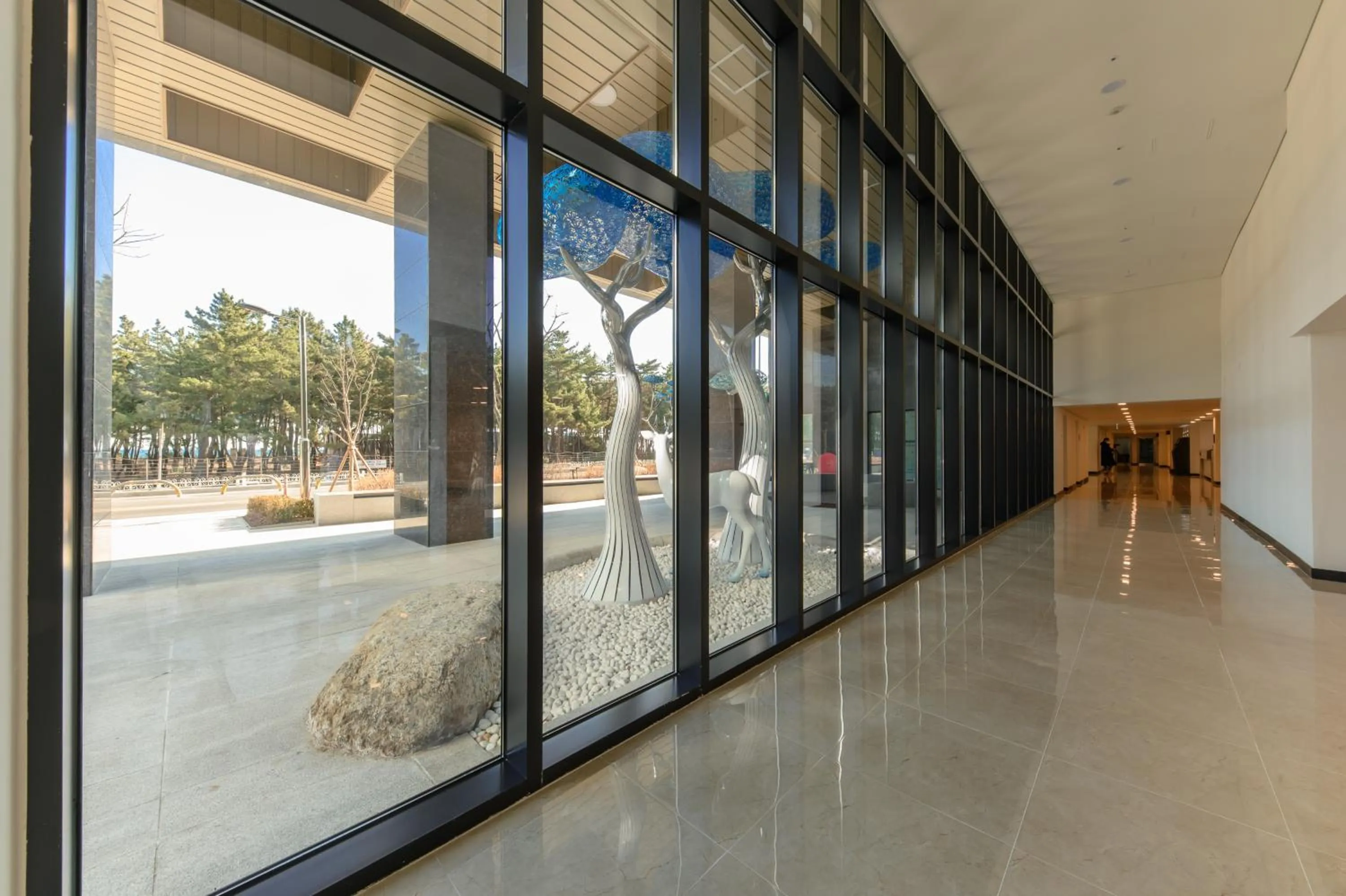 Property building in Risen Ocean Park Hotel