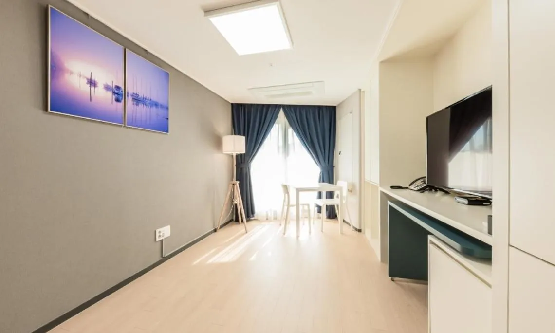 Risen Ocean Park Hotel