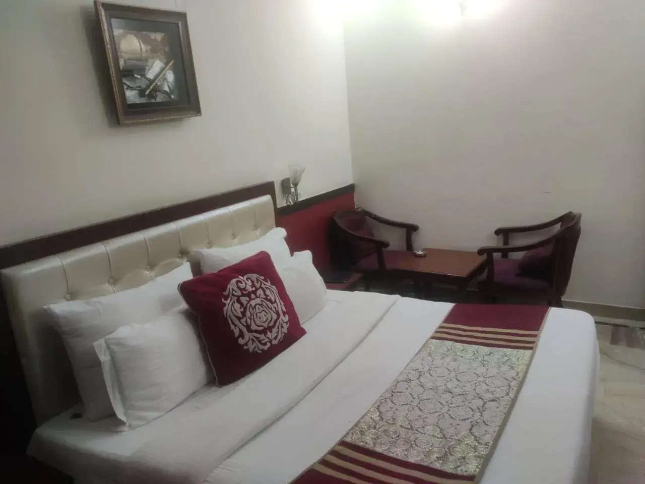 Bed in HOTEL CORPORATE INN Bed in HOTEL CORPORATE INN