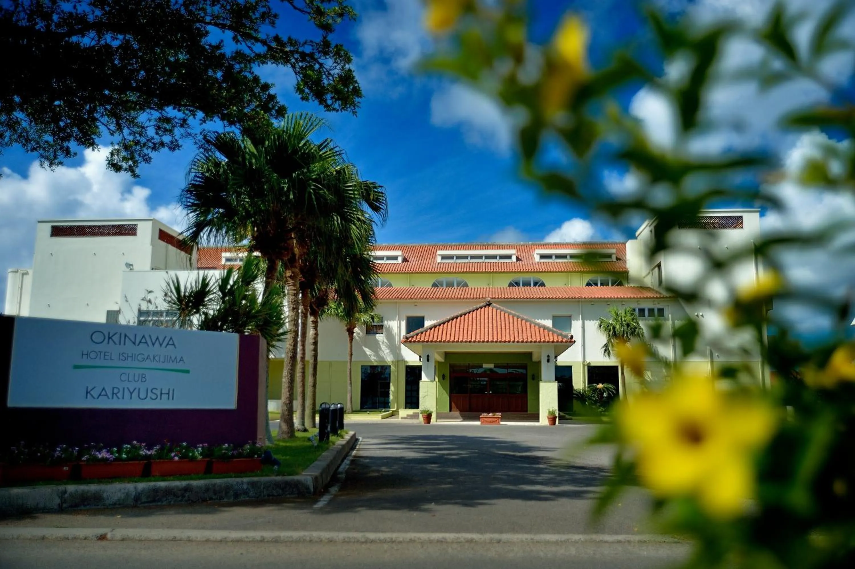 Property building in EXES Ishigaki