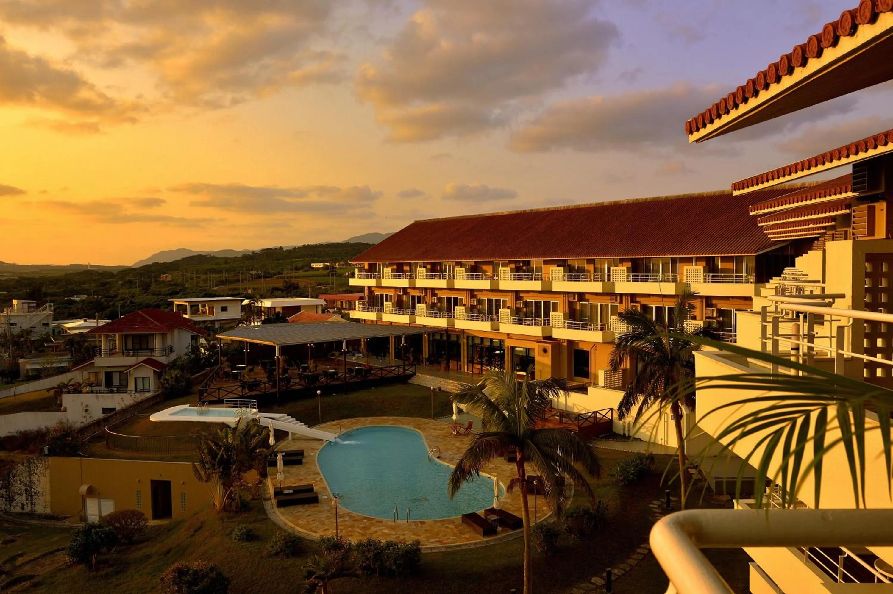 Property building in EXES Ishigaki