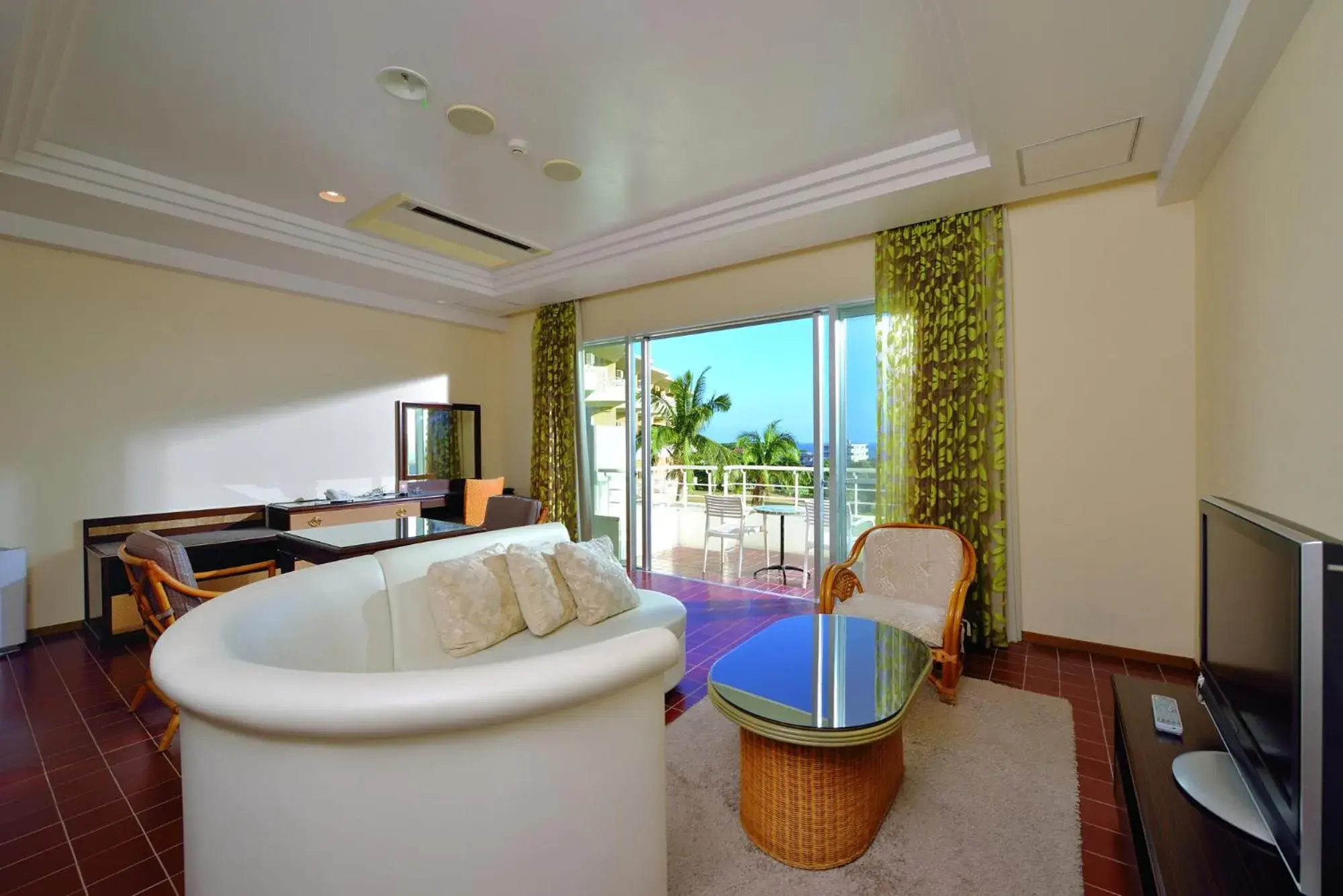 Photo of the whole room in EXES Ishigaki Photo of the whole room in EXES Ishigaki