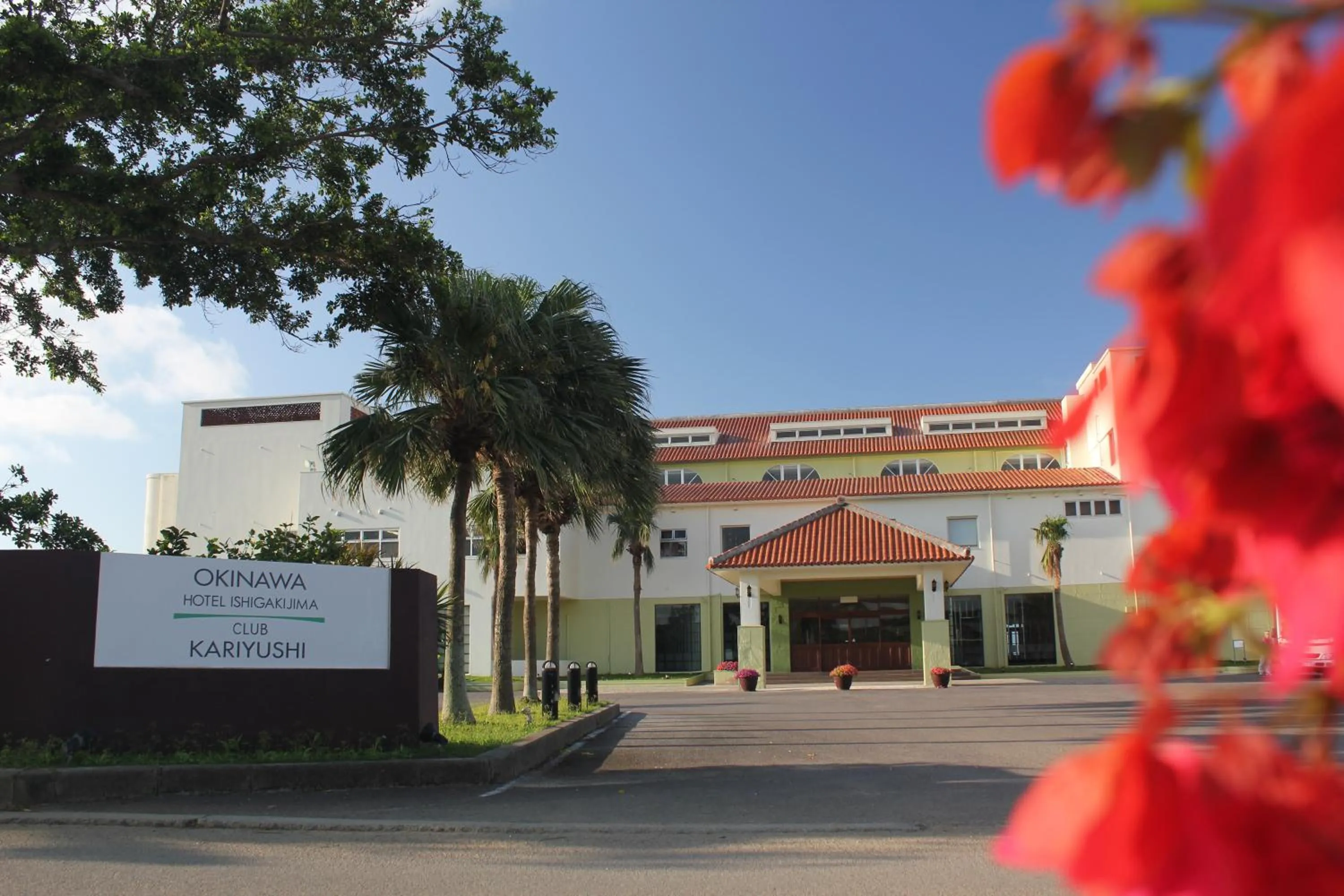 Property building in EXES Ishigaki