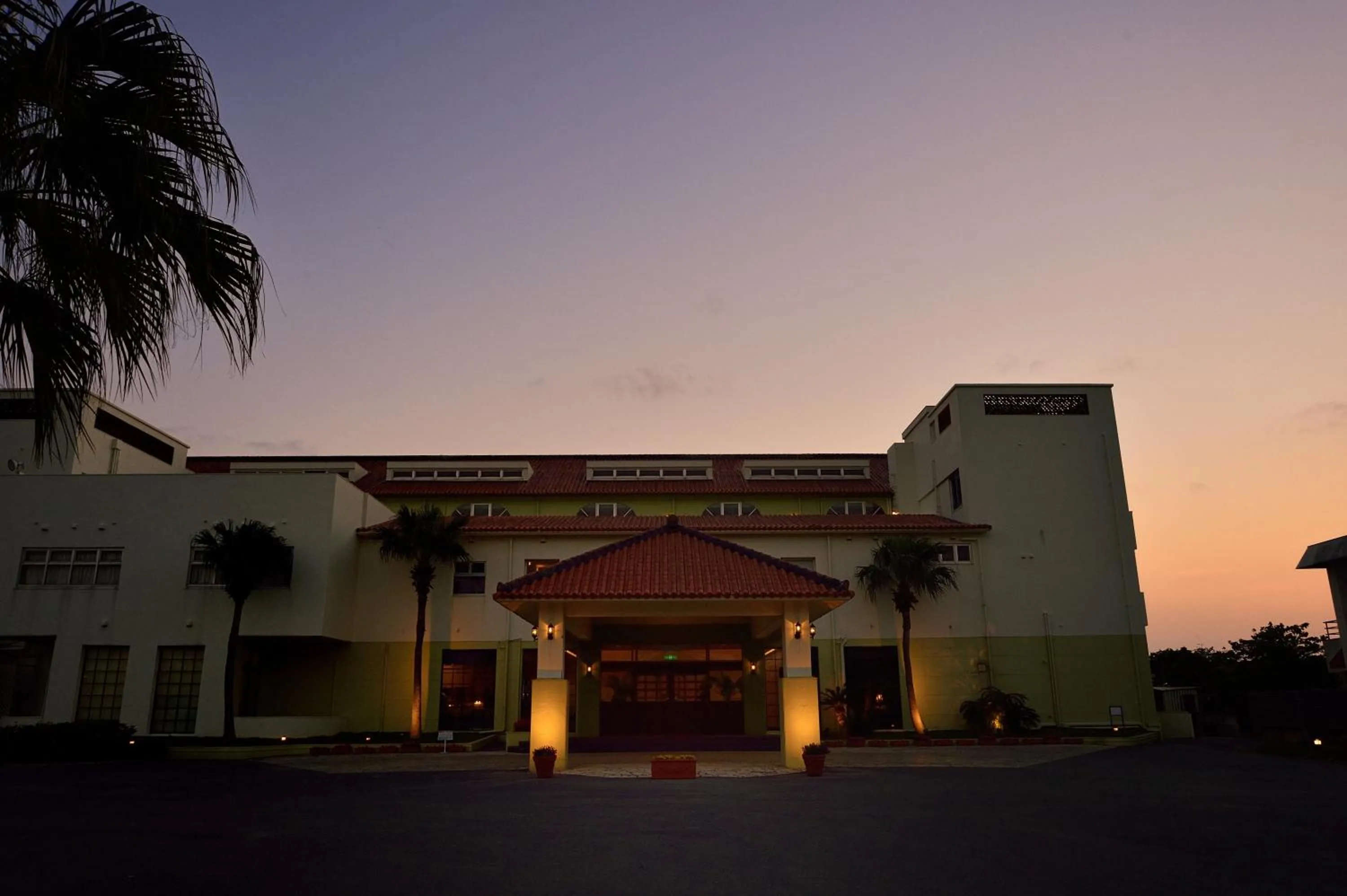 Property building in EXES Ishigaki