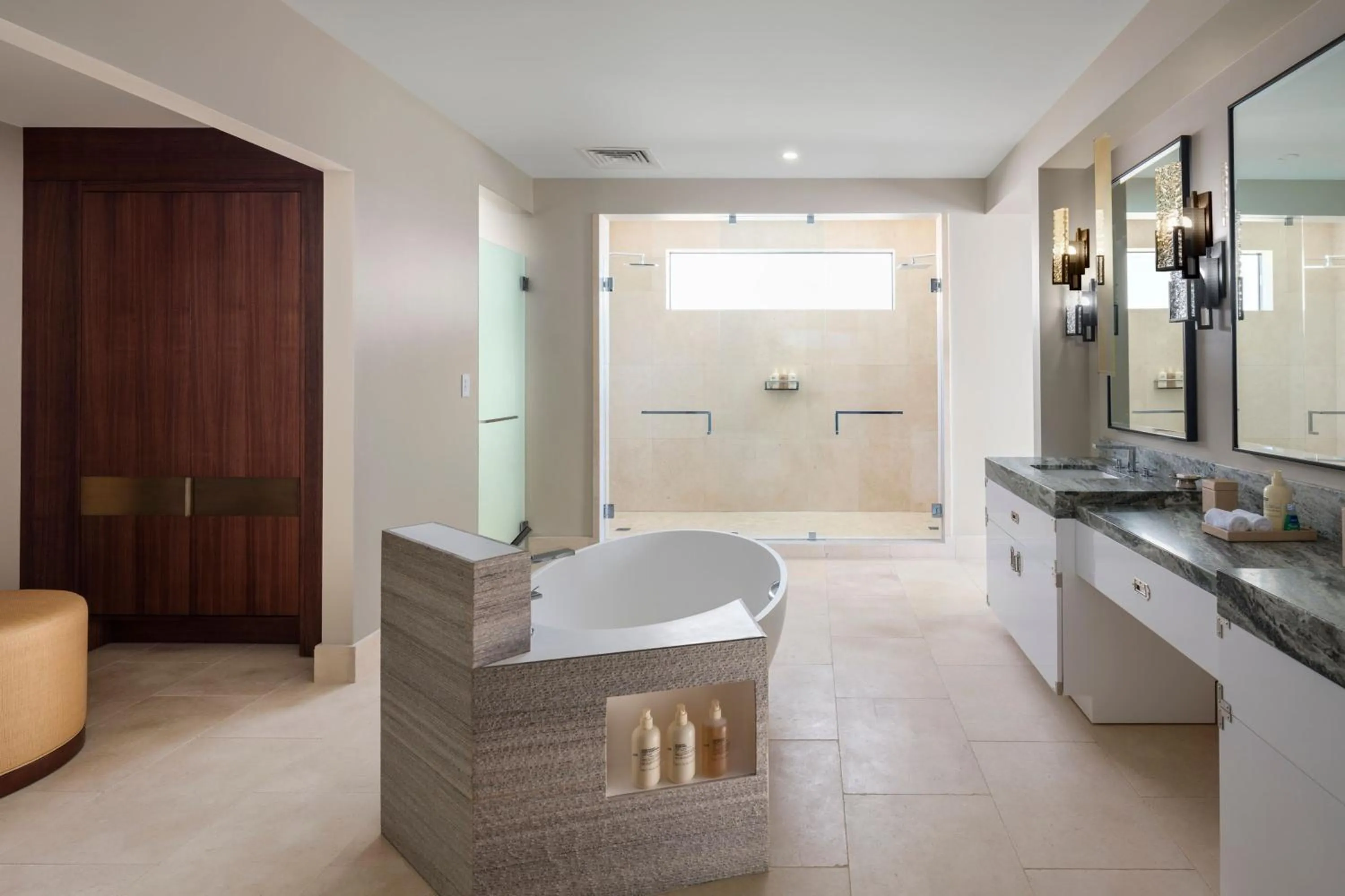 Bathroom in The St. Regis Bermuda Resort