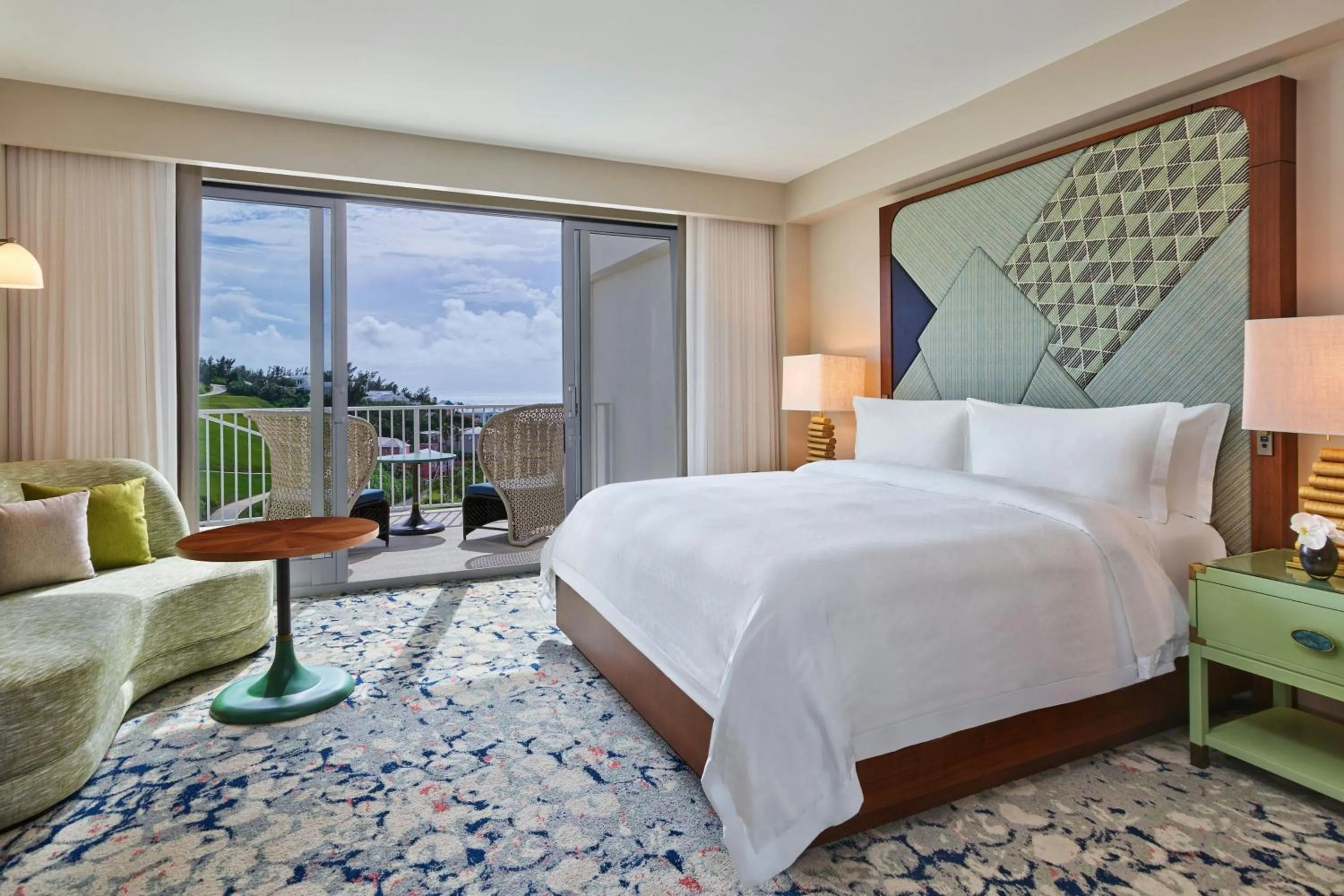 Photo of the whole room, Bed in The St. Regis Bermuda Resort