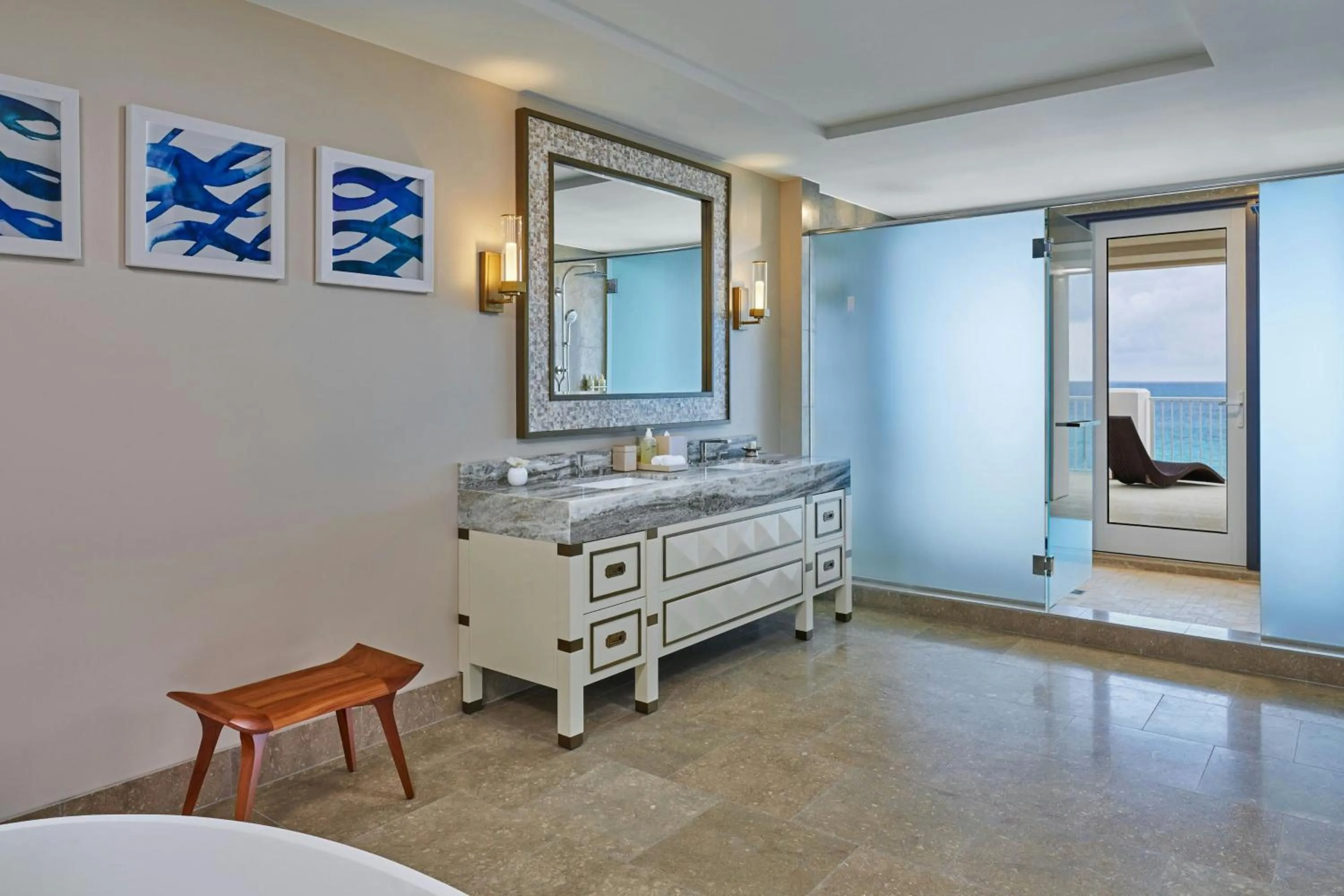 Bathroom in The St. Regis Bermuda Resort