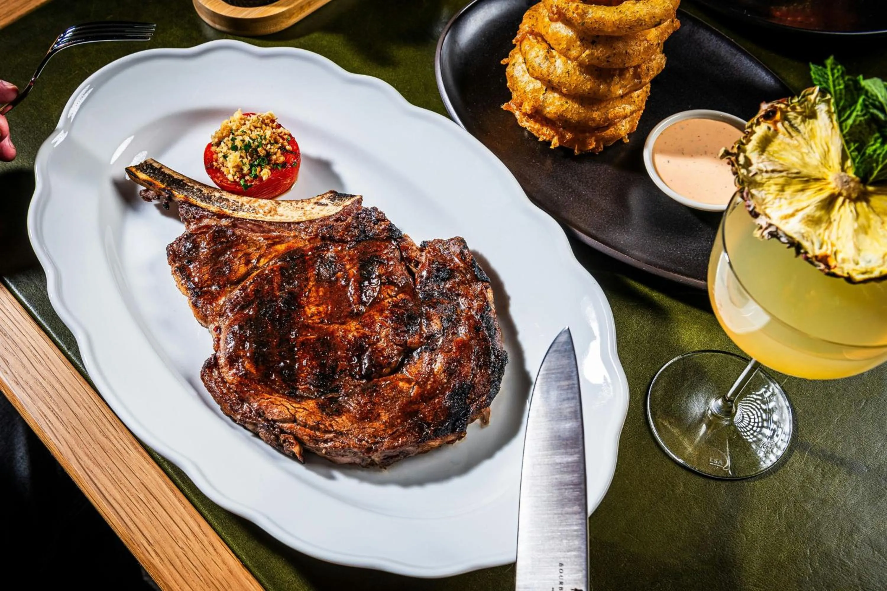 Restaurant/places to eat in Walt Disney World Swan Reserve