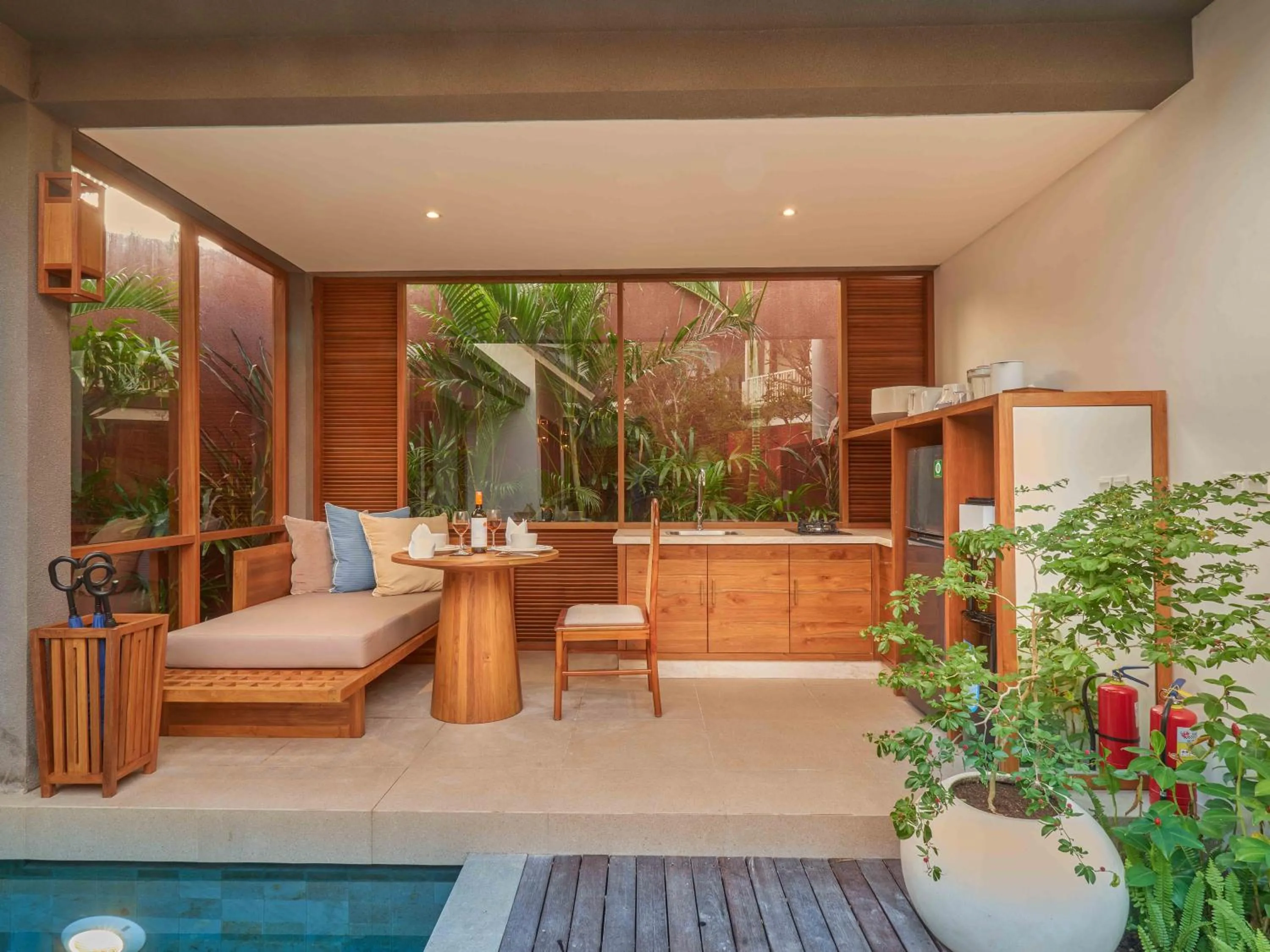 Kitchen or kitchenette in Agra & Amurti Villas