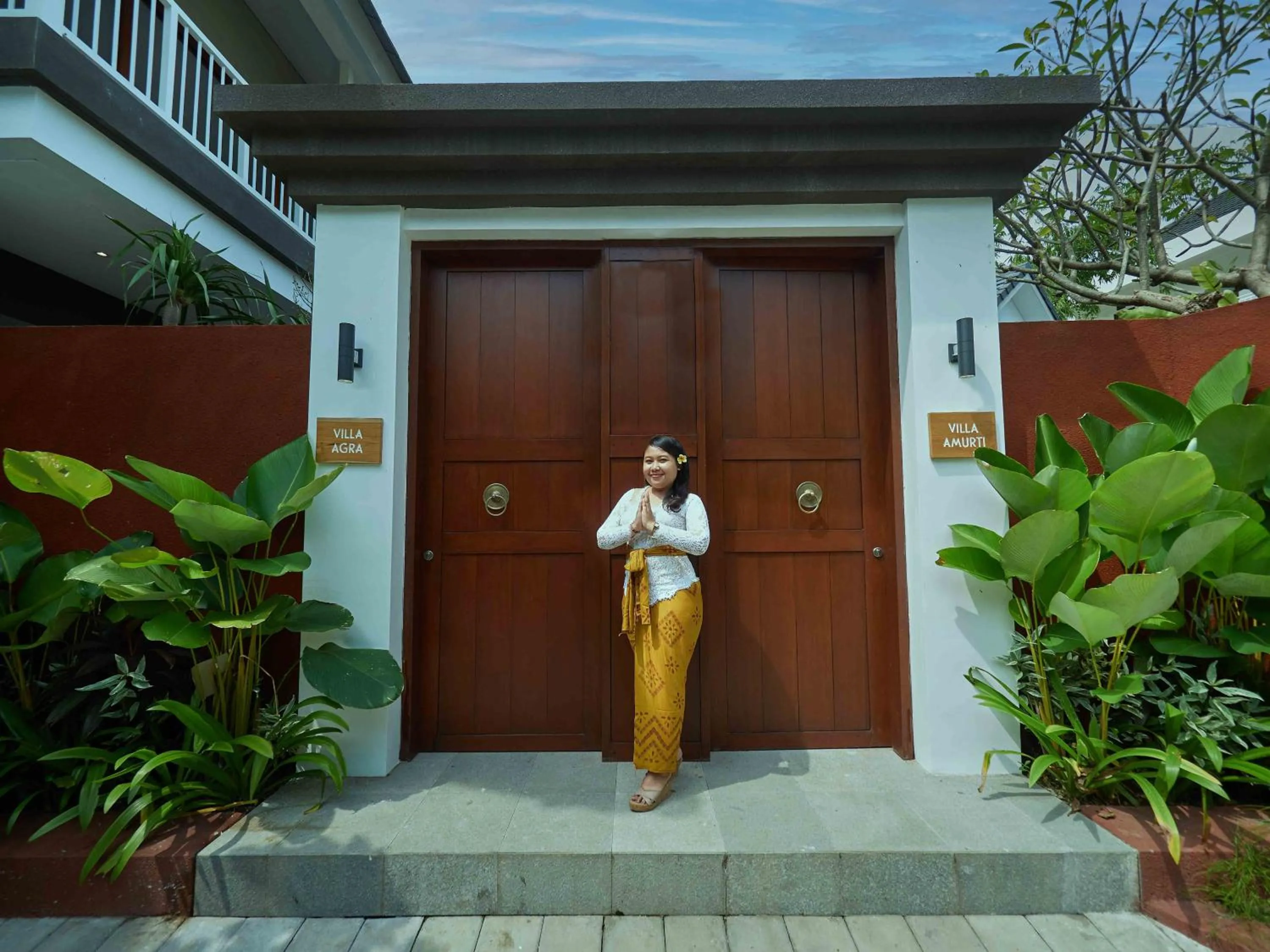 Facade/entrance in Agra & Amurti Villas