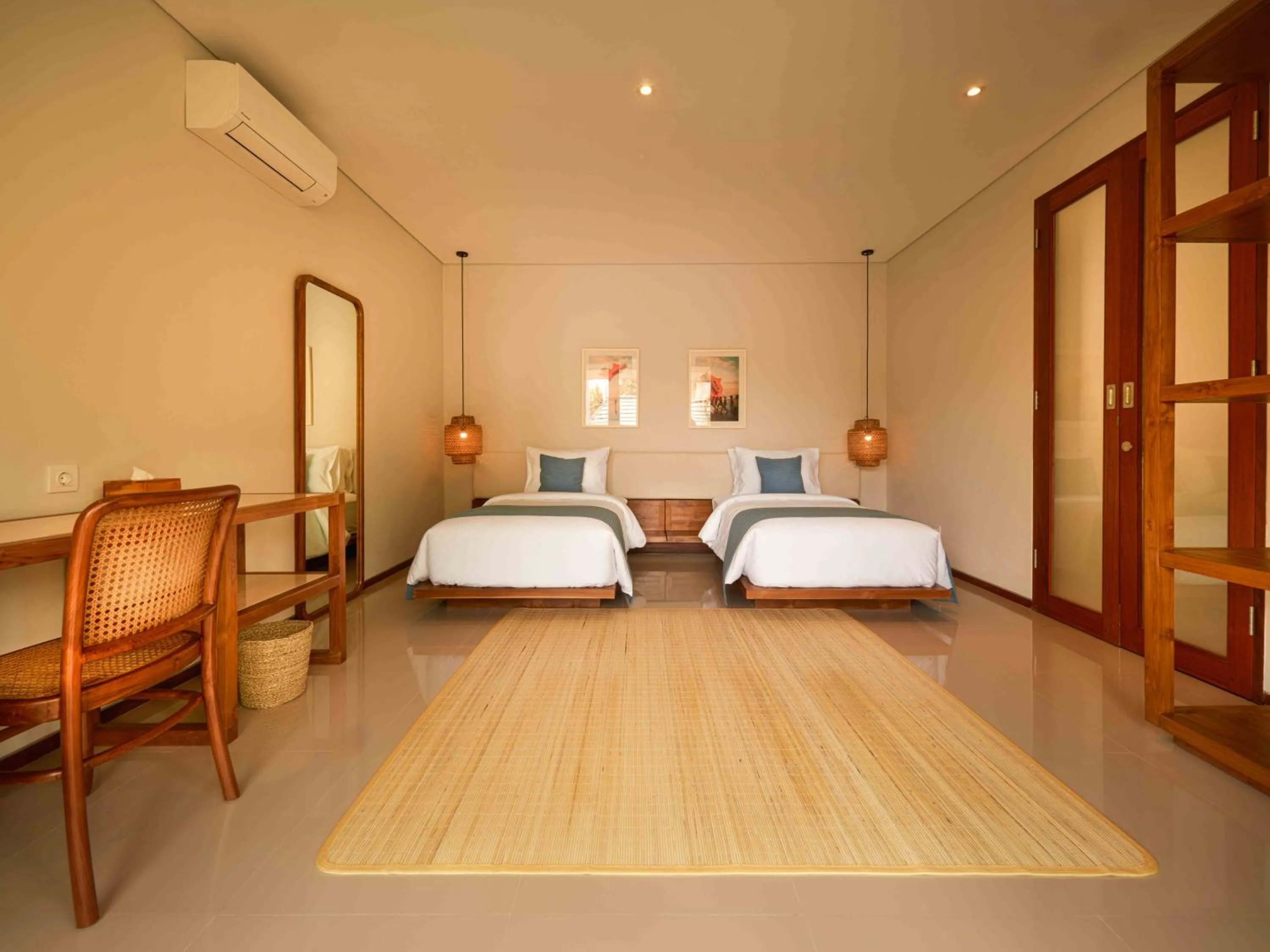 Bed in Agra & Amurti Villas