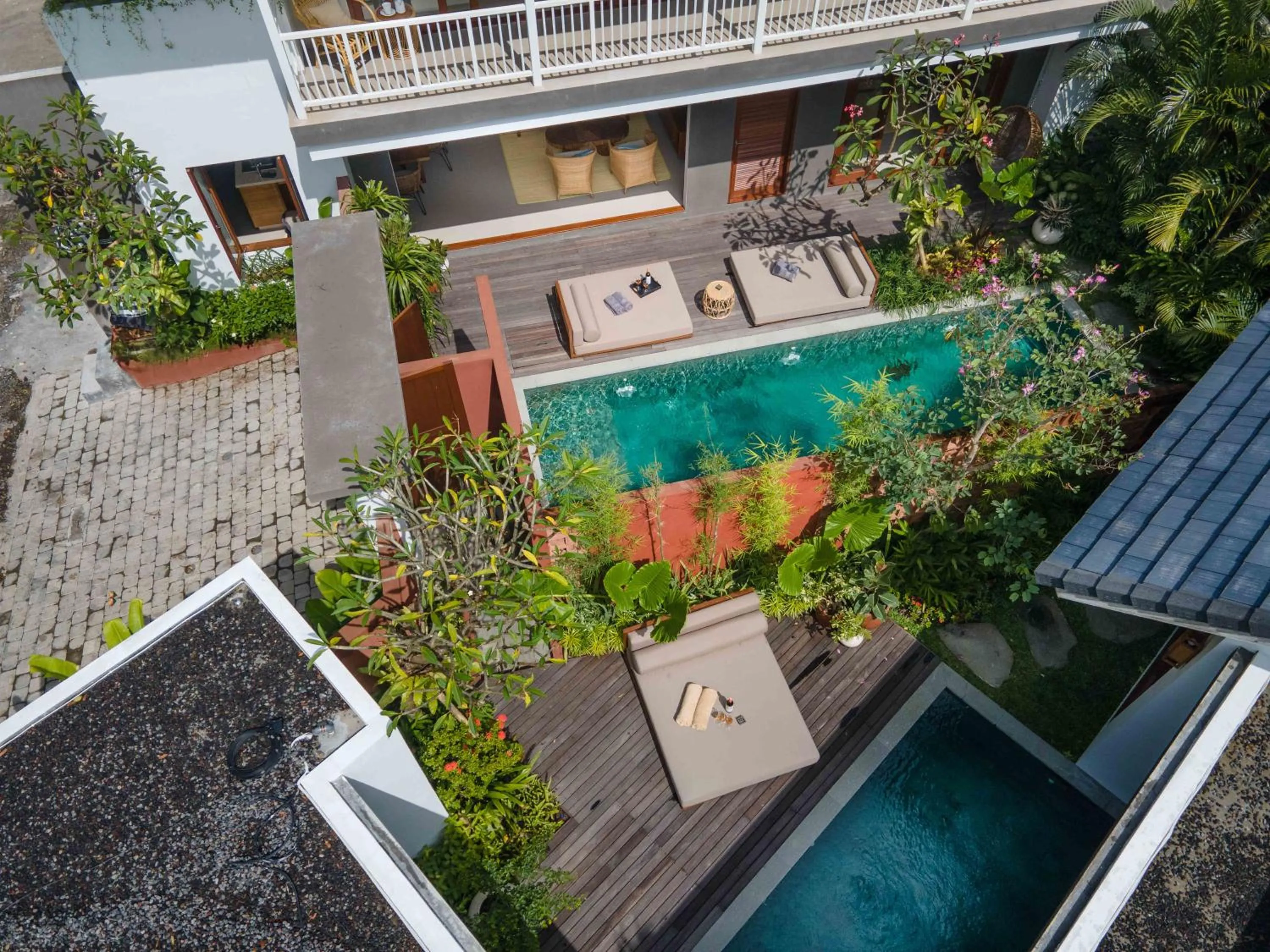 Garden in Agra & Amurti Villas