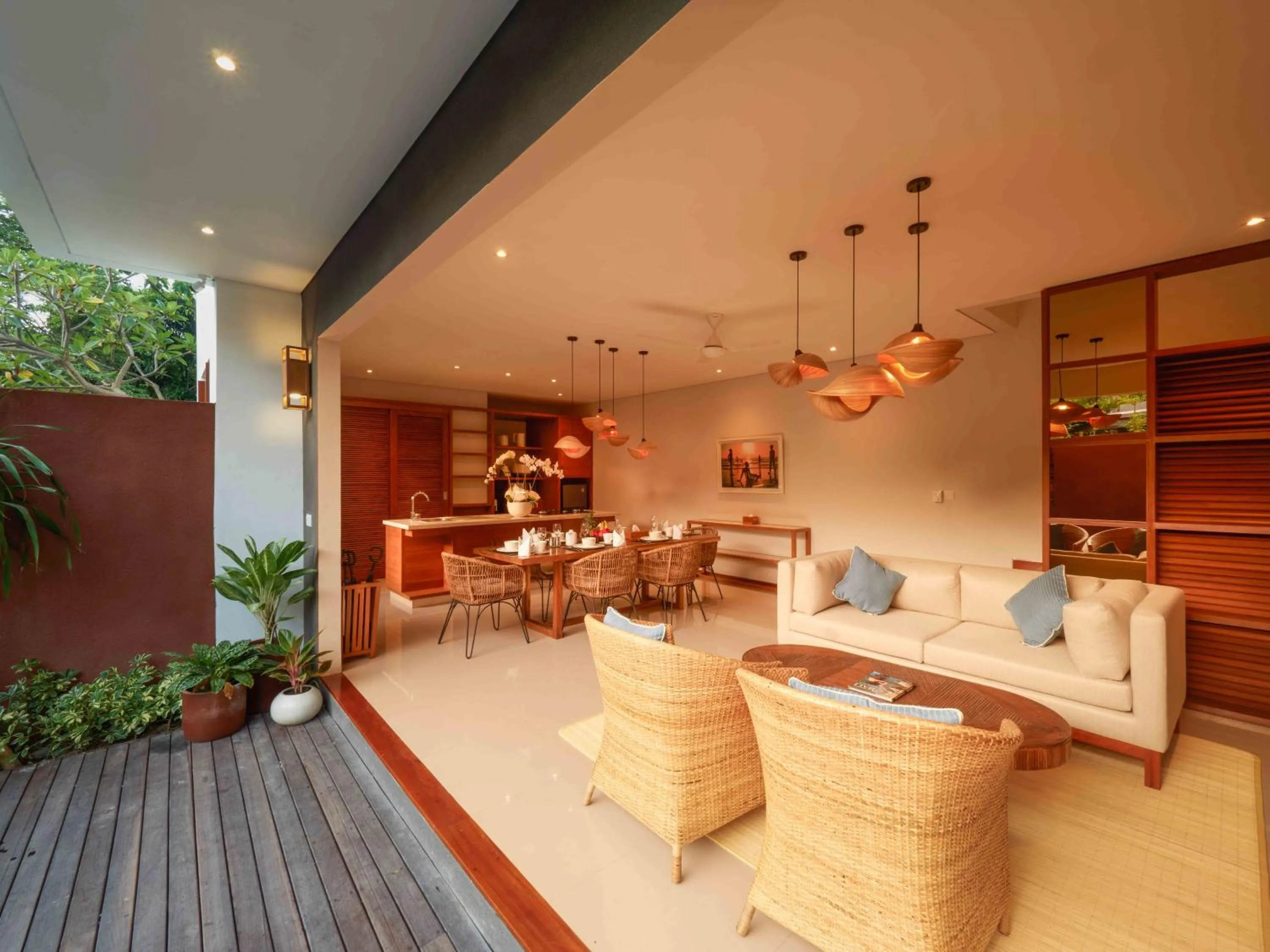 Kitchen or kitchenette in Agra & Amurti Villas