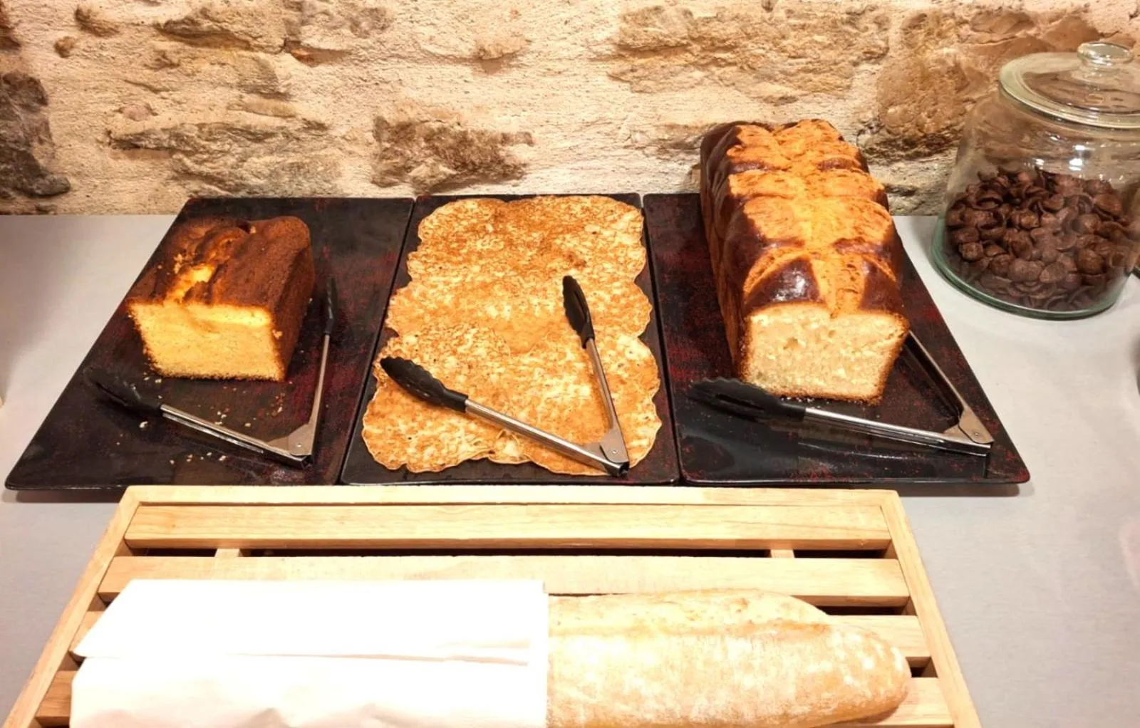 Restaurant/places to eat in Hotel Le Bourgogne