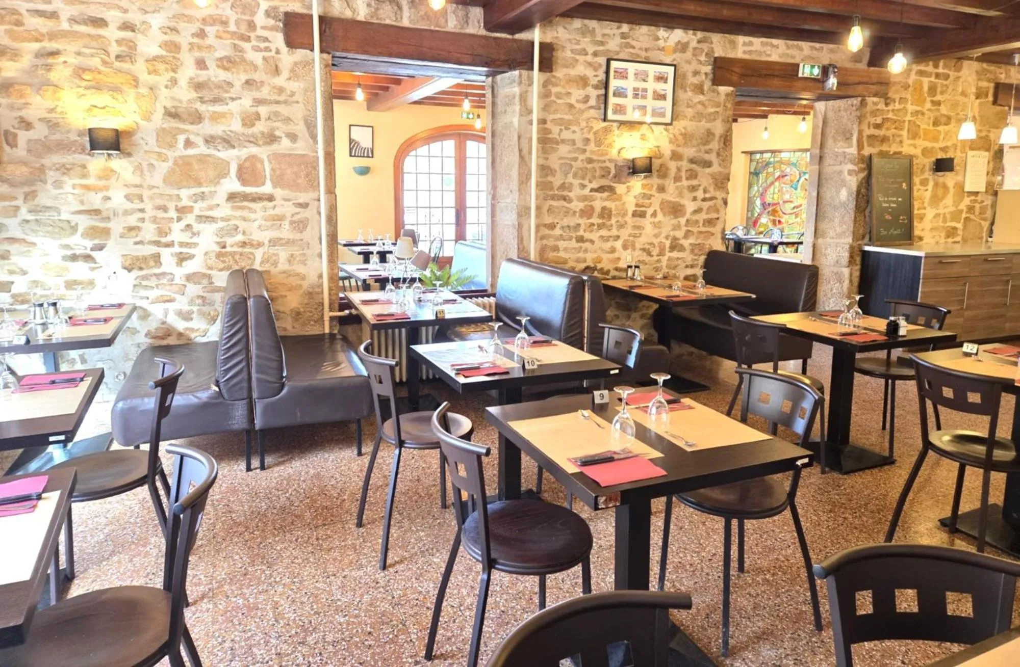 Restaurant/places to eat in Hotel Le Bourgogne