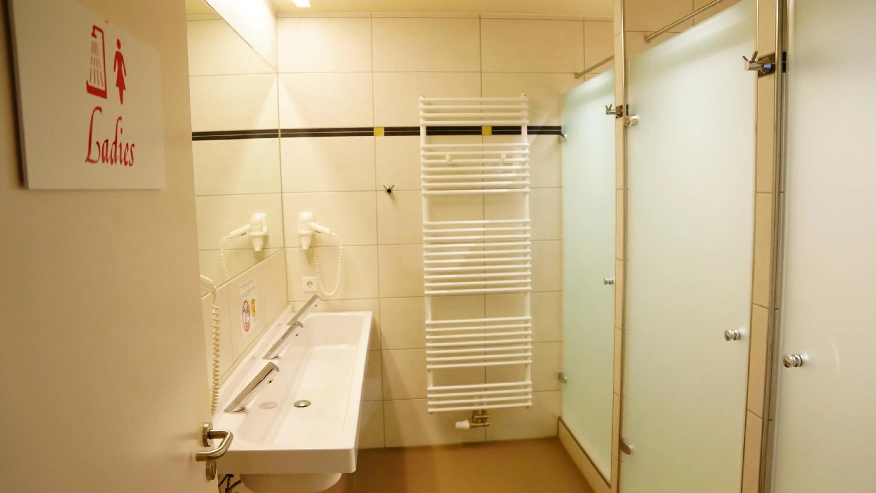 Bathroom in Bavaria City Hostel - Design Hostel