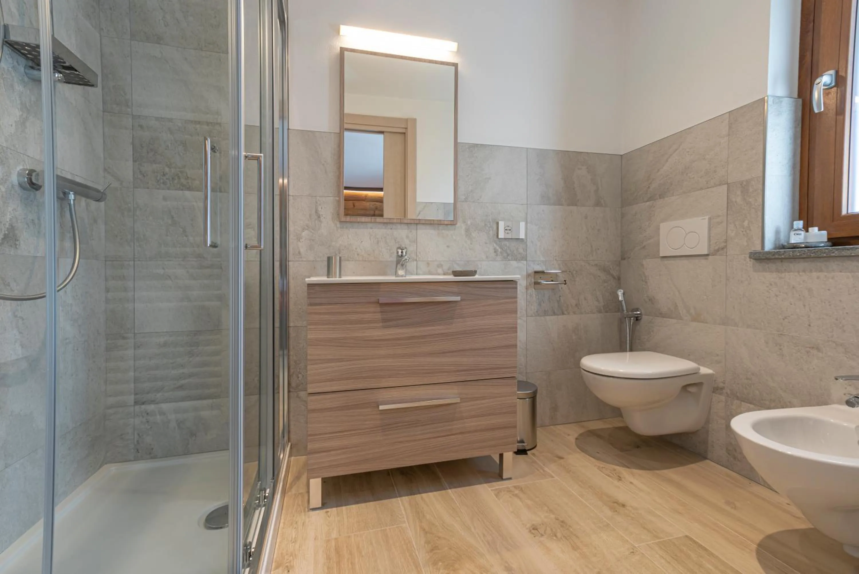 Shower in Maison Altea