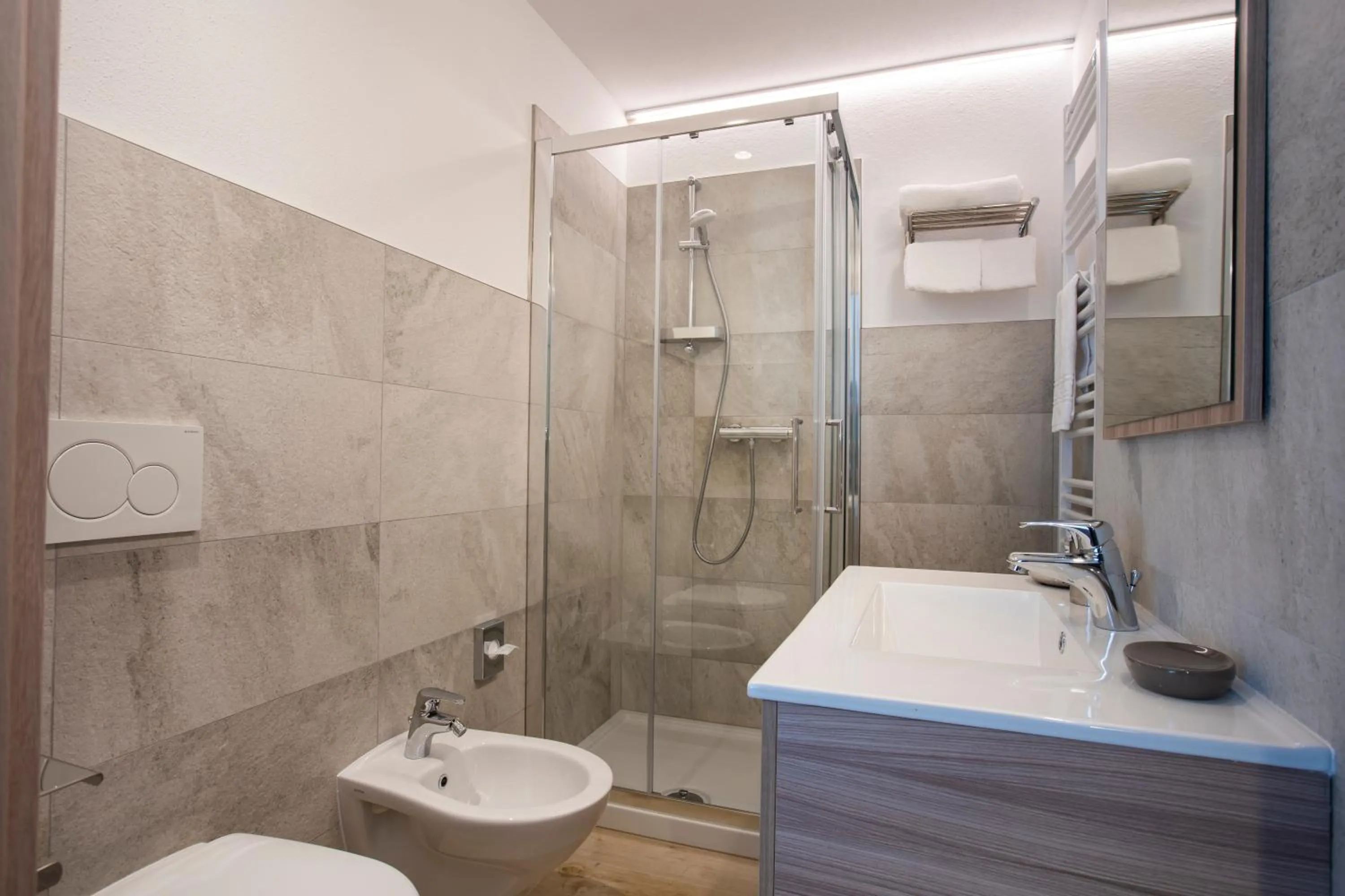 Shower in Maison Altea