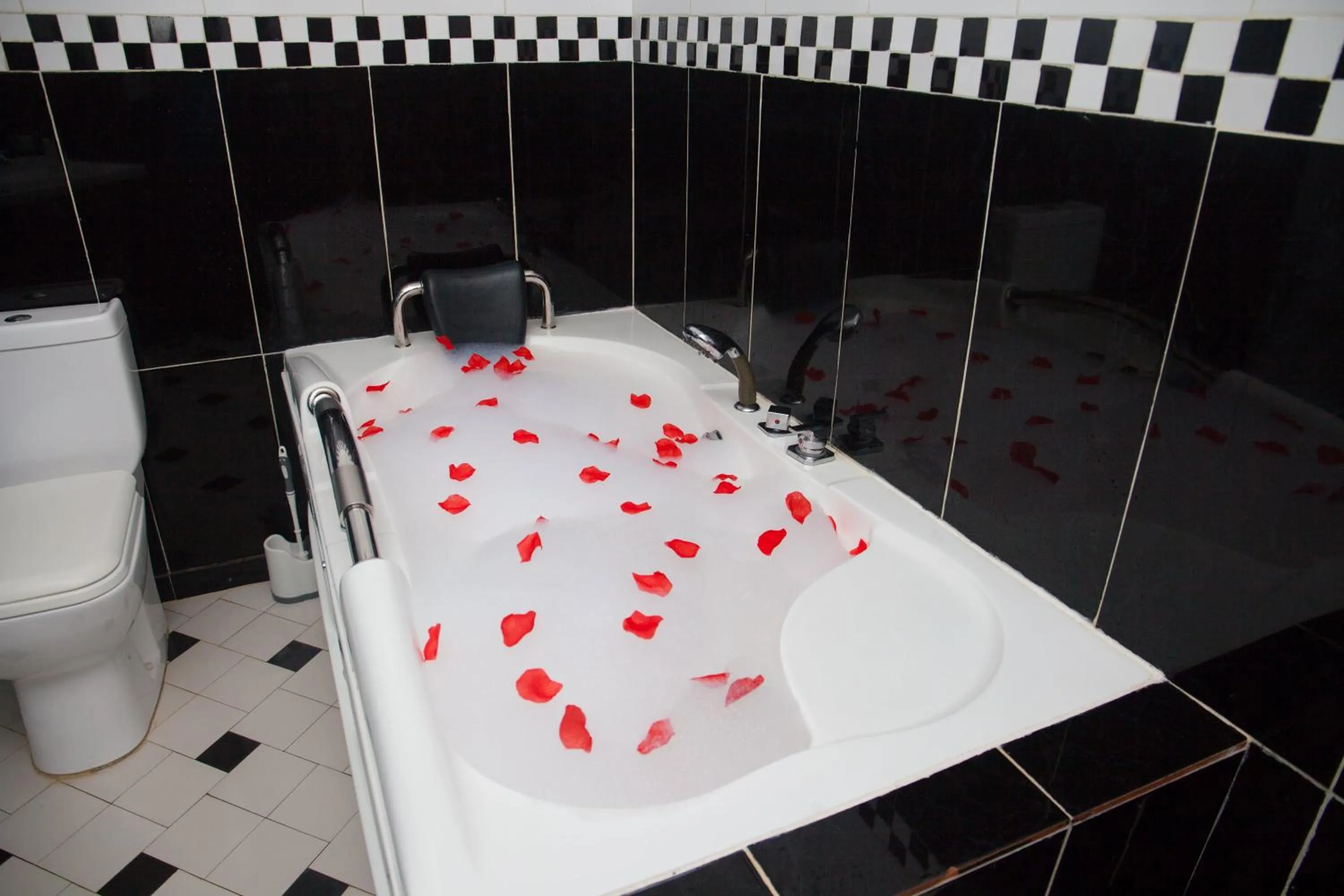 Bathroom in Millenium Popo Beach Hotel