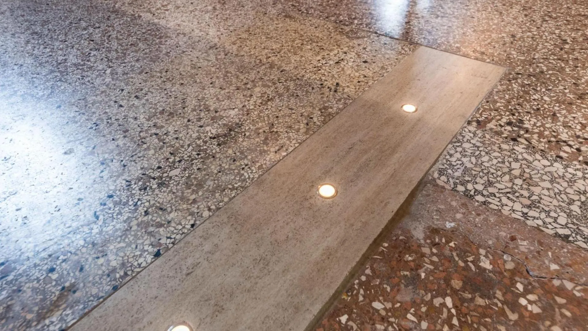 Decorative detail in Residenza Al Mercato Grand Canal