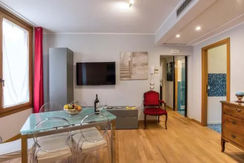 San Luca - Fenice Apartments in Venice