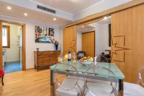 San Luca - Fenice Apartments in Venice
