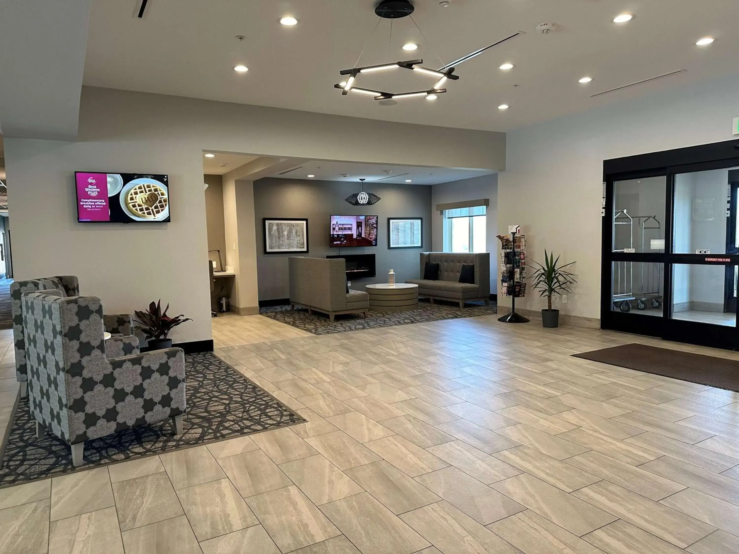 Lobby or reception in Best Western Plus Chandler Lobby or reception in Best Western Plus Chandler