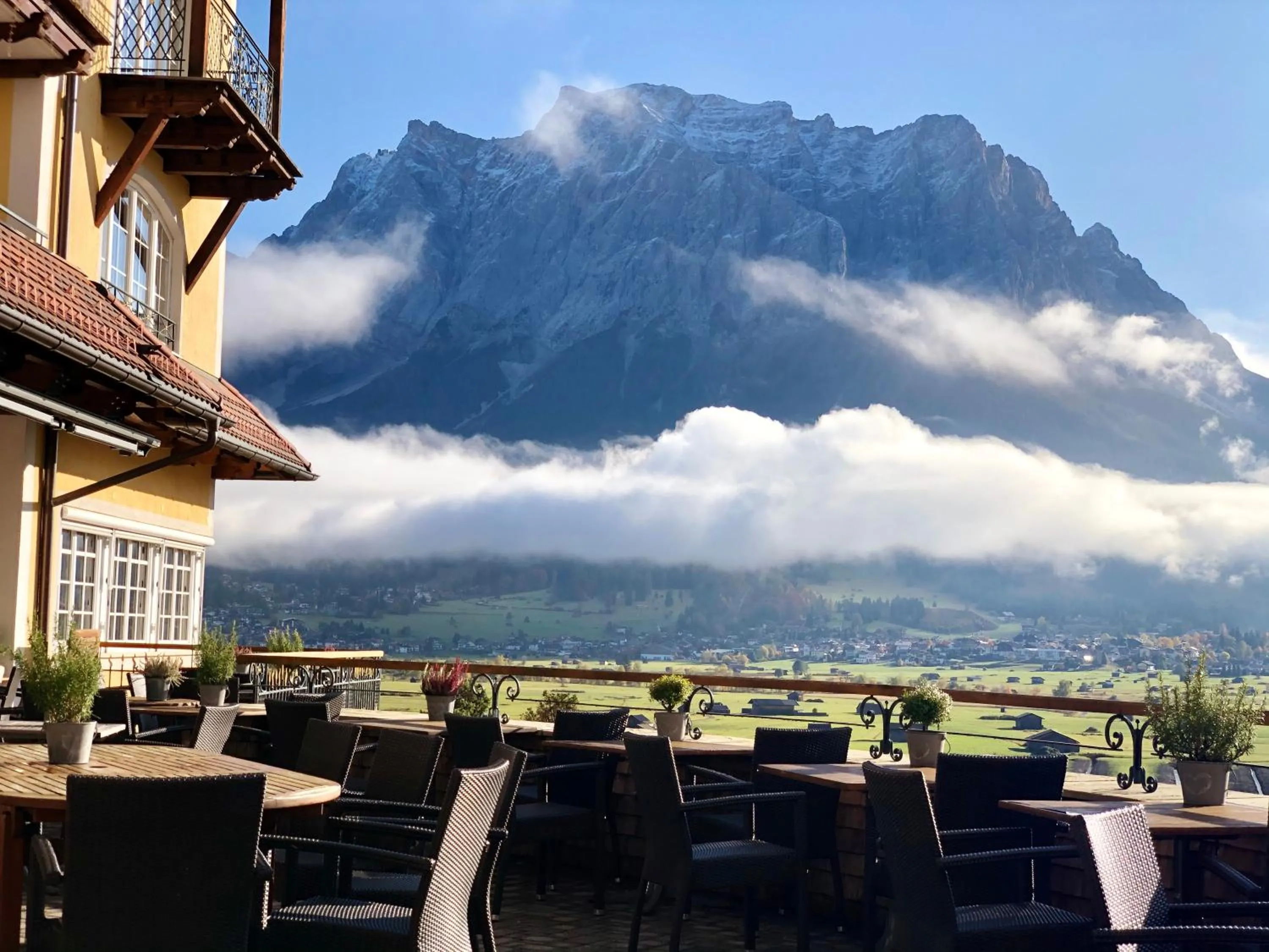 Mountain view in Hotel Post Lermoos