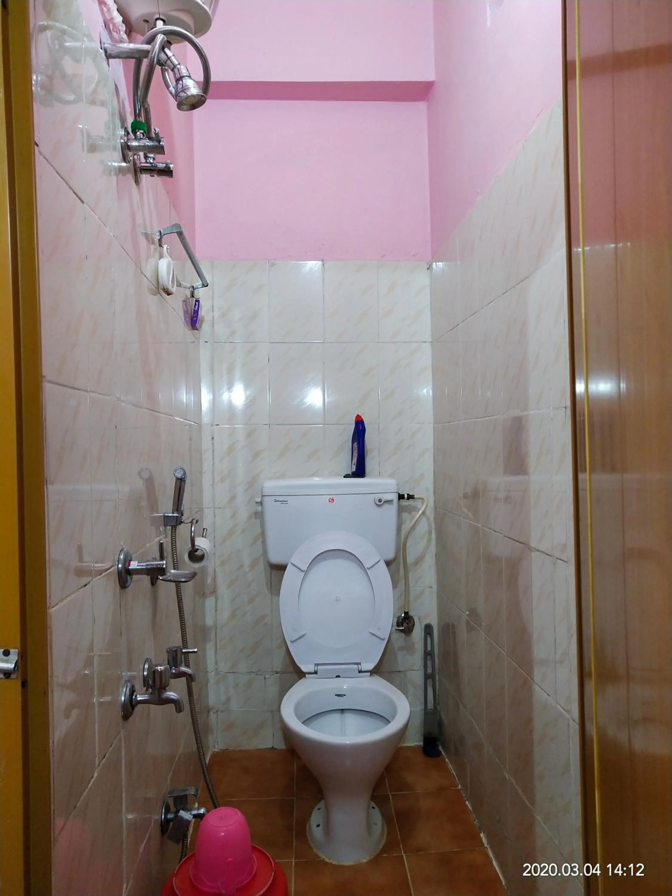 Standard Double Room in AMINA LODGE
