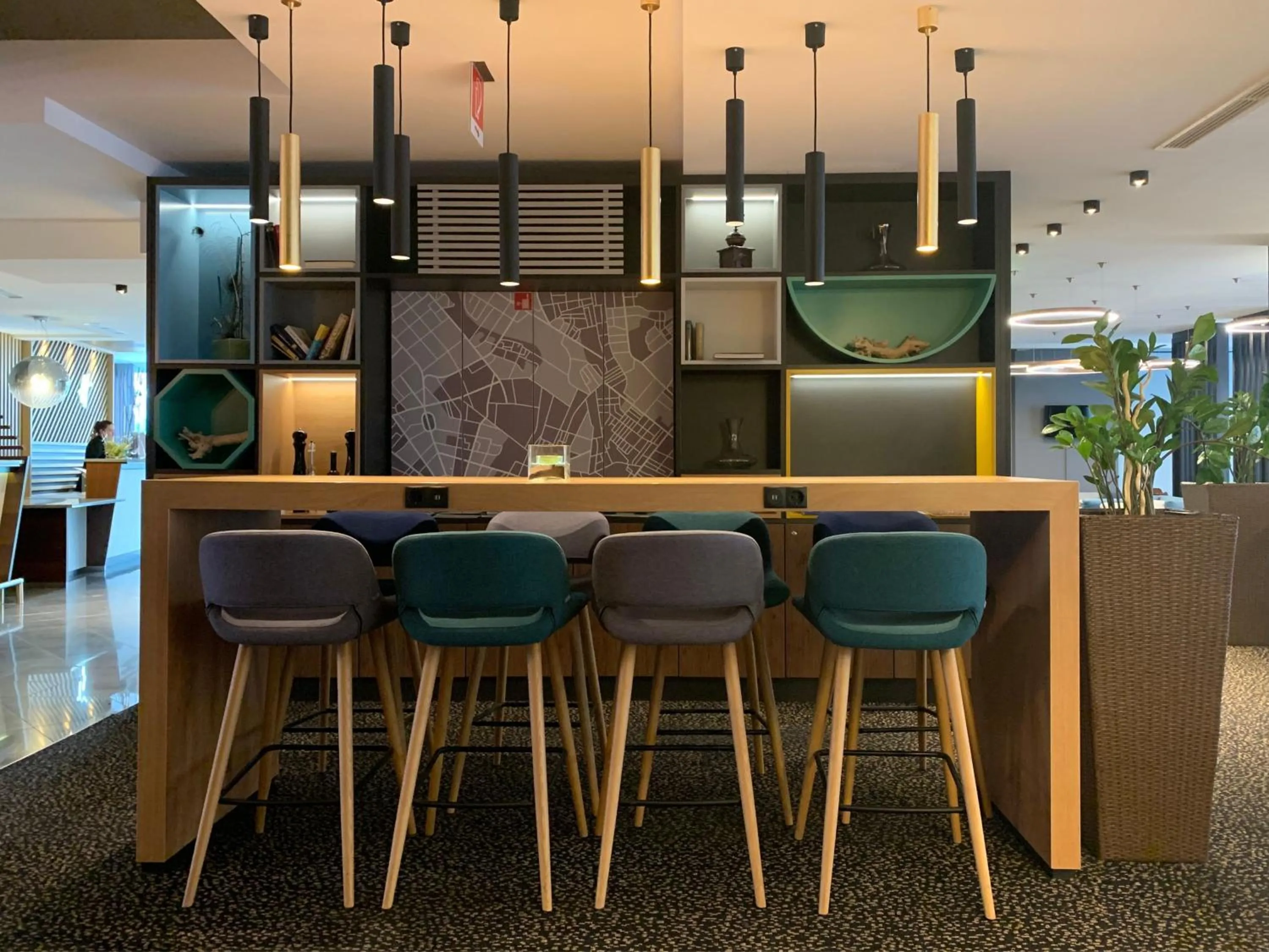 Lounge or bar in Holiday Inn - Salzburg City by IHG