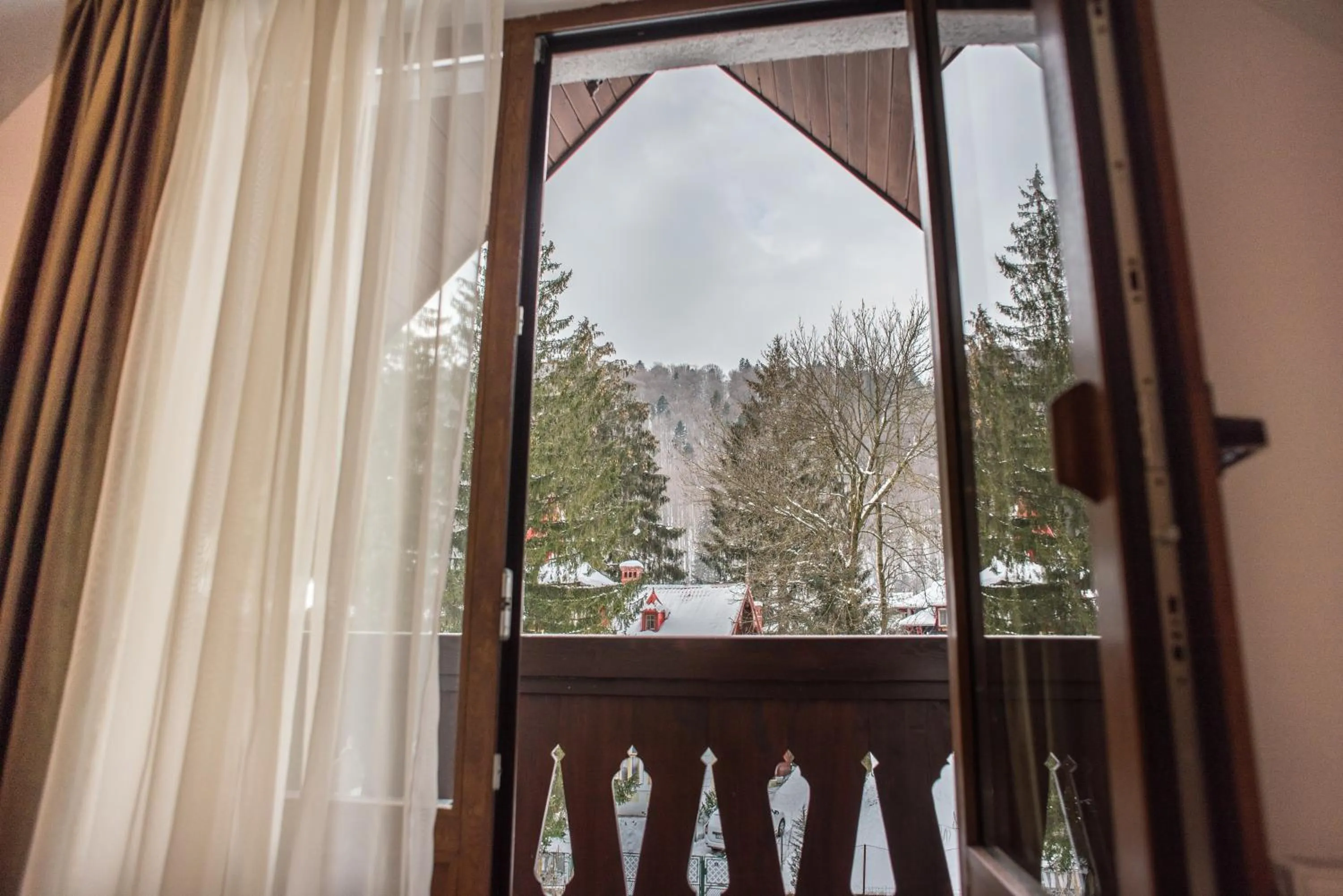 Quiet street view in Boga Rooms