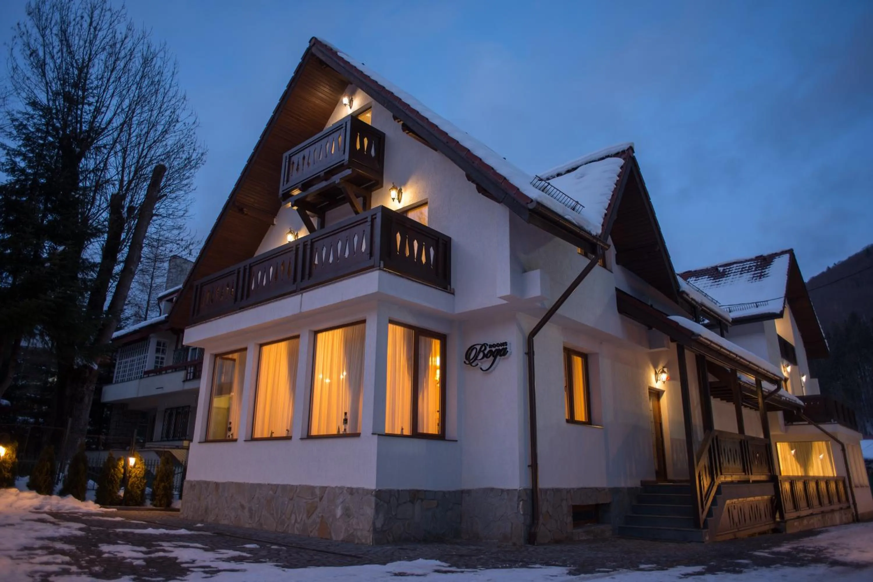 Property building in Boga Rooms