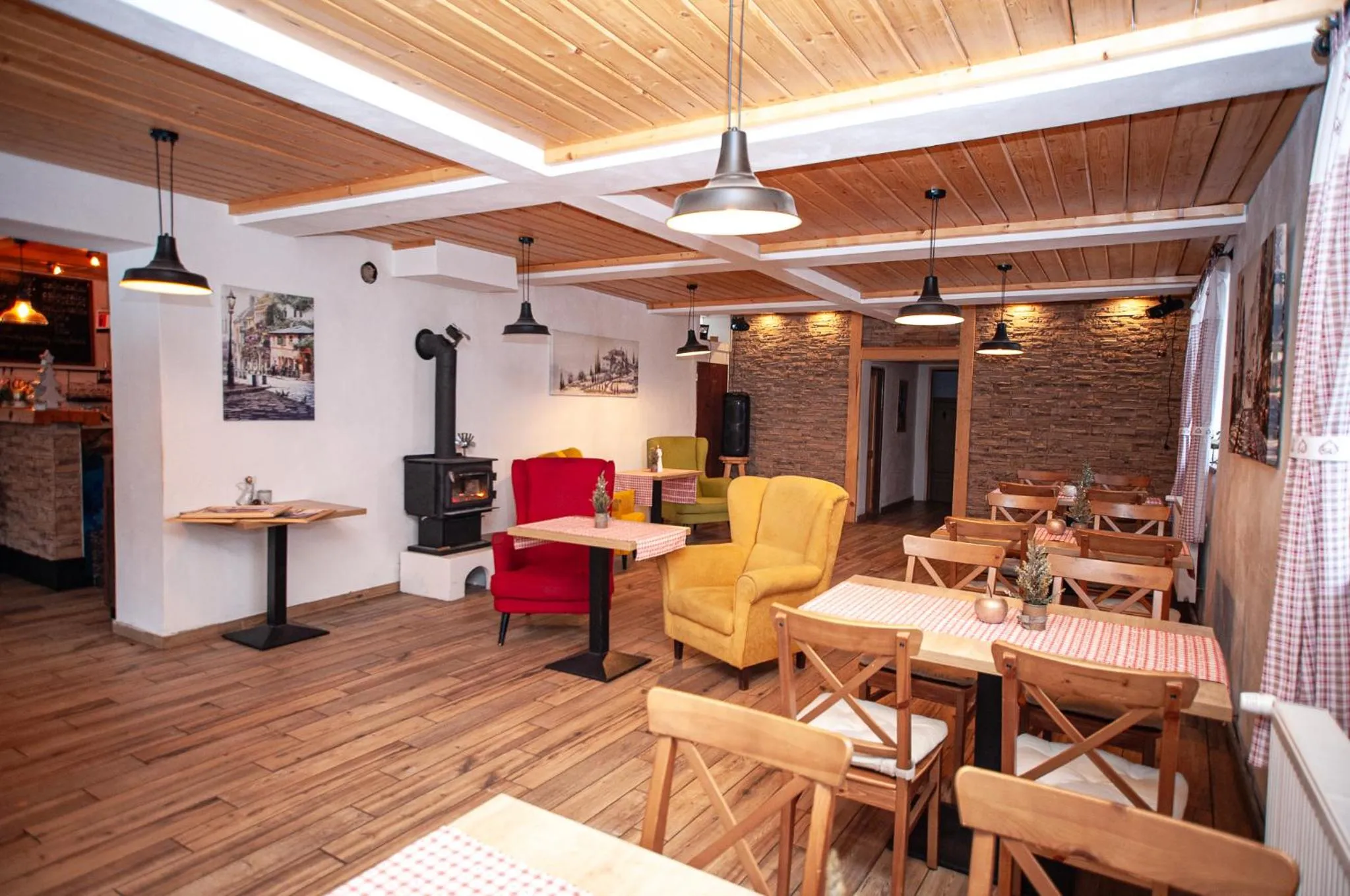 Hostinec pod úbočou