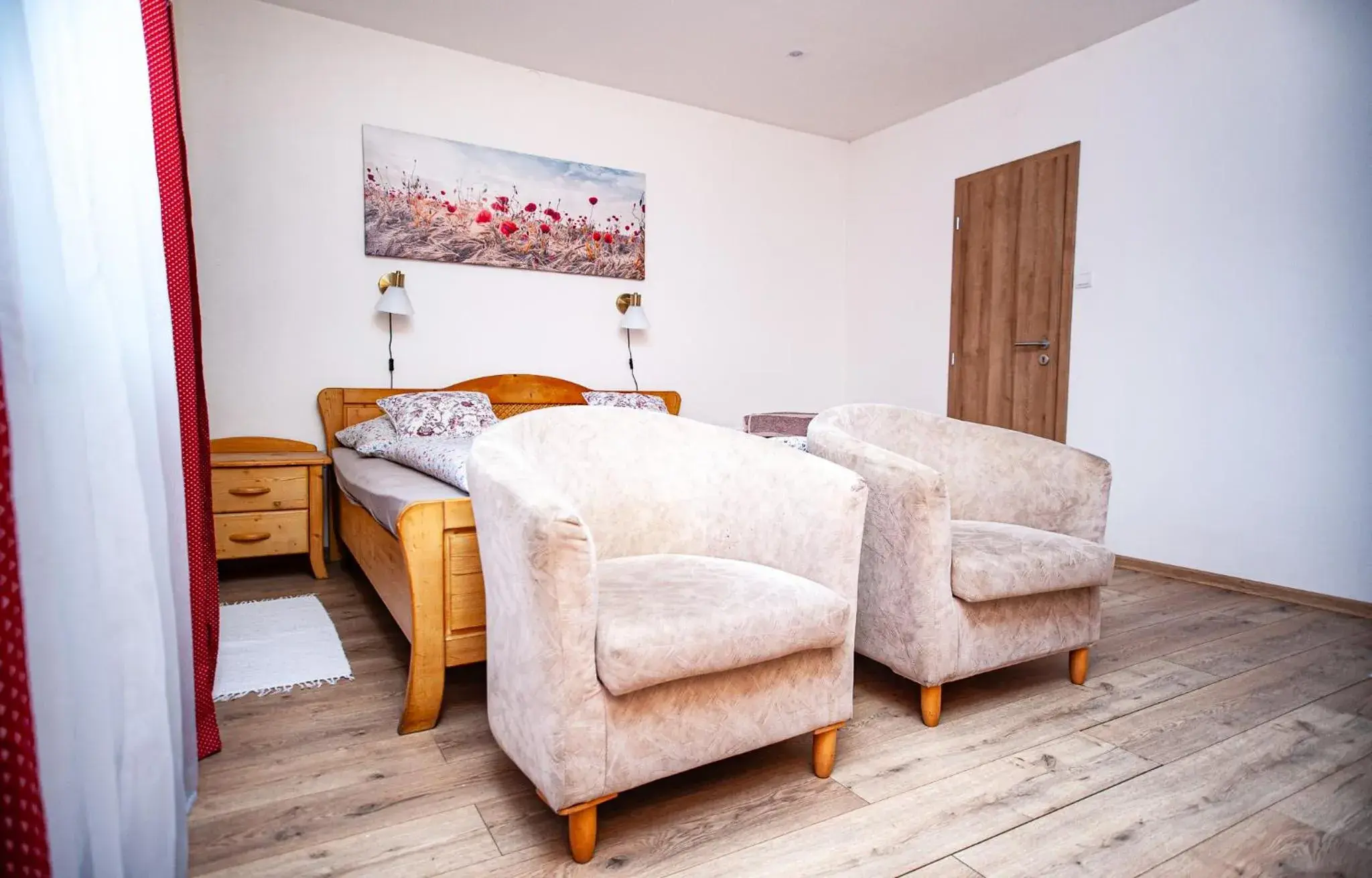 Quadruple Room with Bathroom - single occupancy in Hostinec pod úbočou Quadruple Room with Bathroom - single occupancy in Hostinec pod úbočou