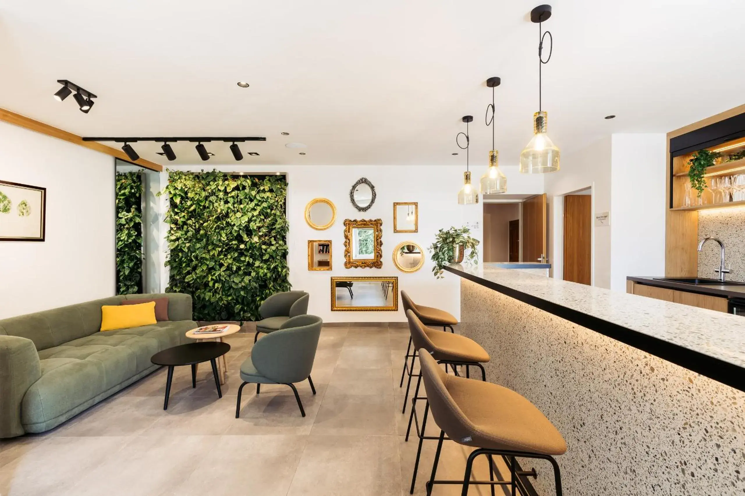 Lobby or reception in Bio-Hotel Schani Wienblick Lobby or reception in Bio-Hotel Schani Wienblick