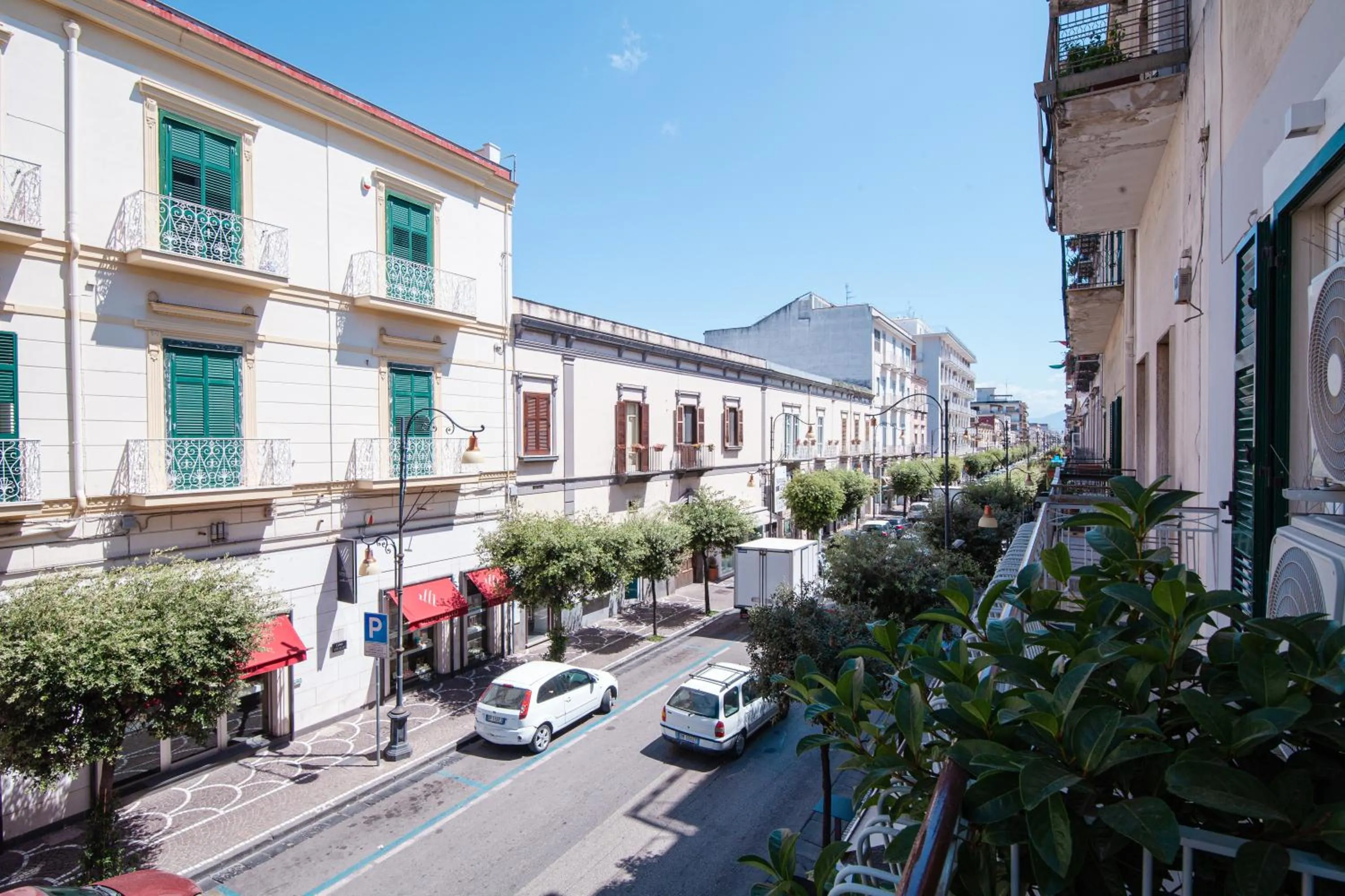 City view in Pompei Plaza