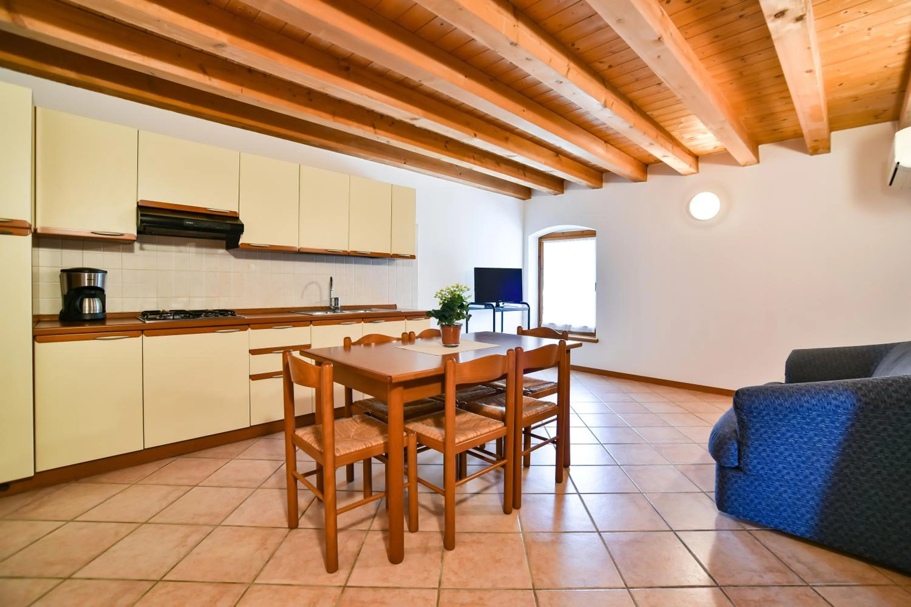 Dining area in AGRITURISMO COLOMBARE TEBOI