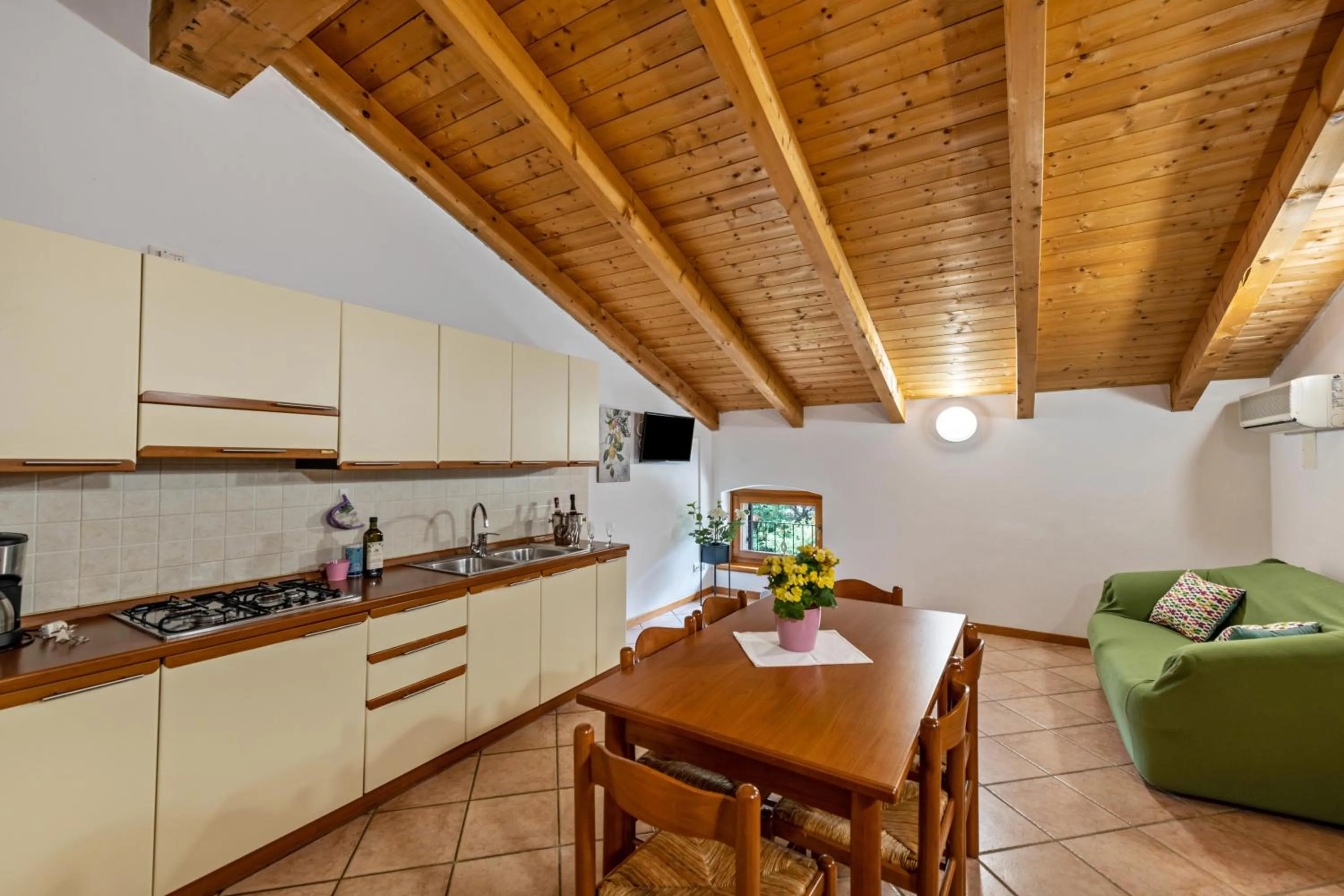 Kitchen or kitchenette in AGRITURISMO COLOMBARE TEBOI